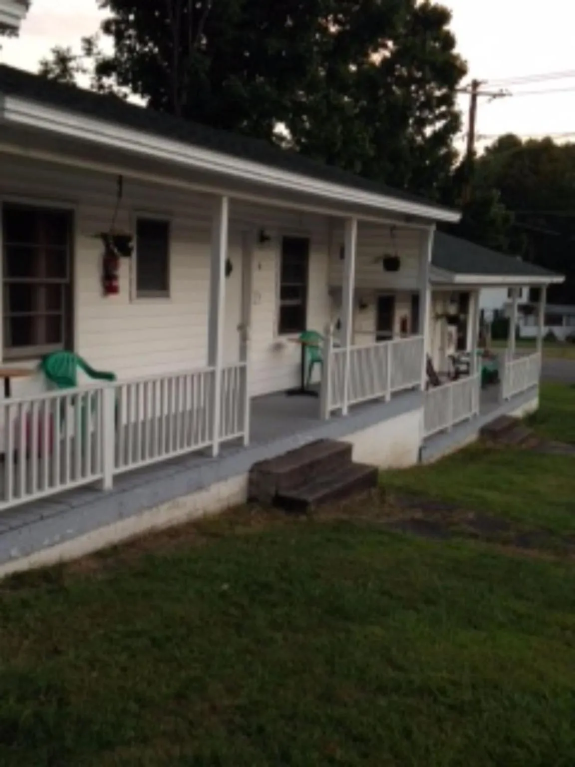 Patio in Hillside Motel