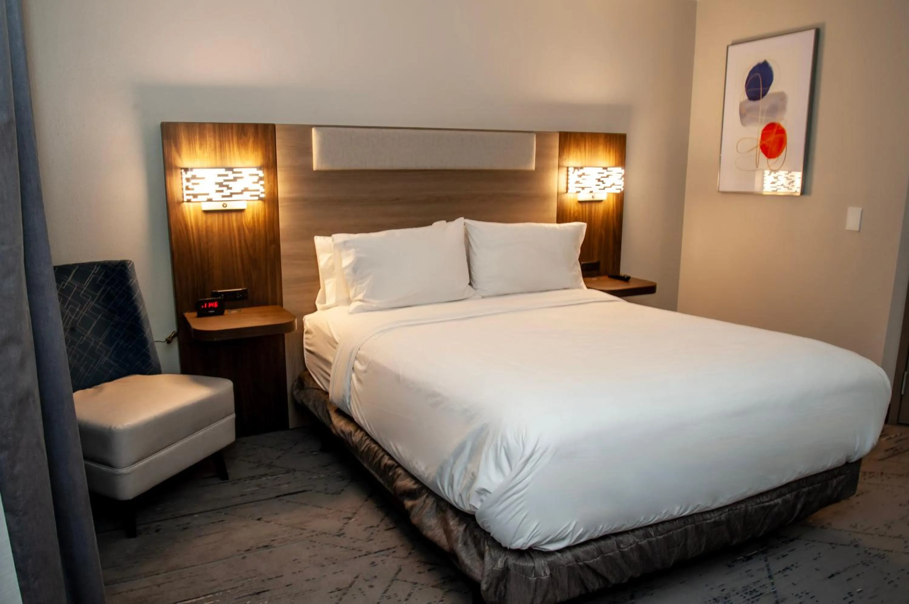 Photo of the whole room, Bed in Holiday Inn Express Tucson-Airport by IHG