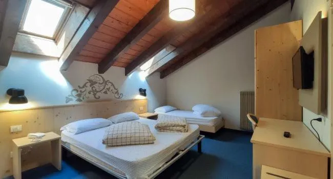 Bedroom, Bed in Hotel Principe Marmolada