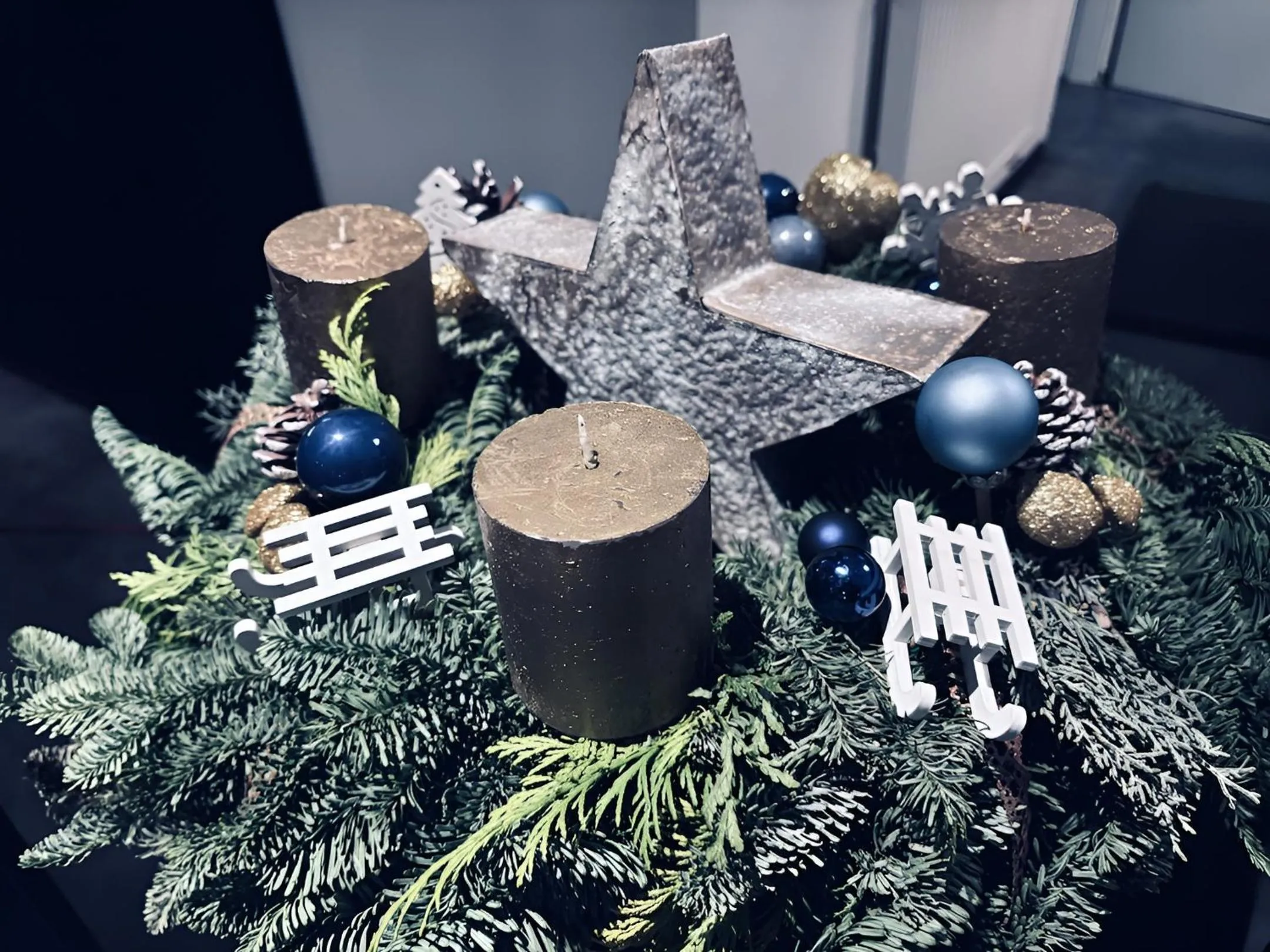 Decorative detail in LINDEMANN'S