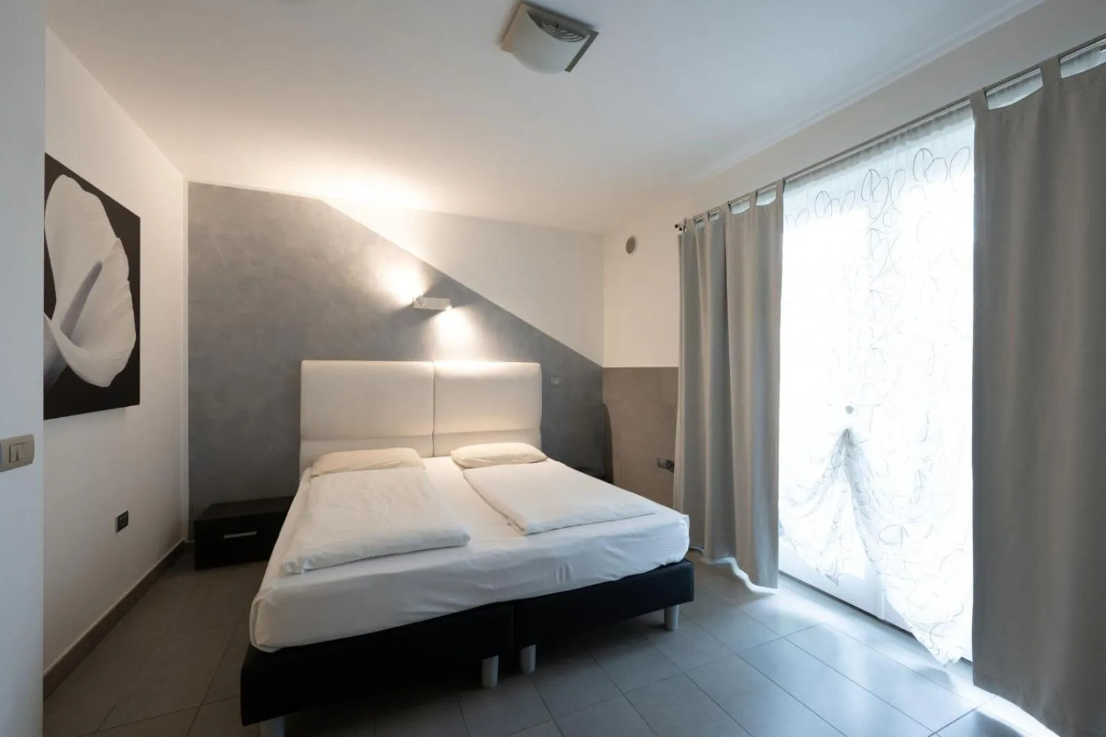 Bed in Residence Desiree