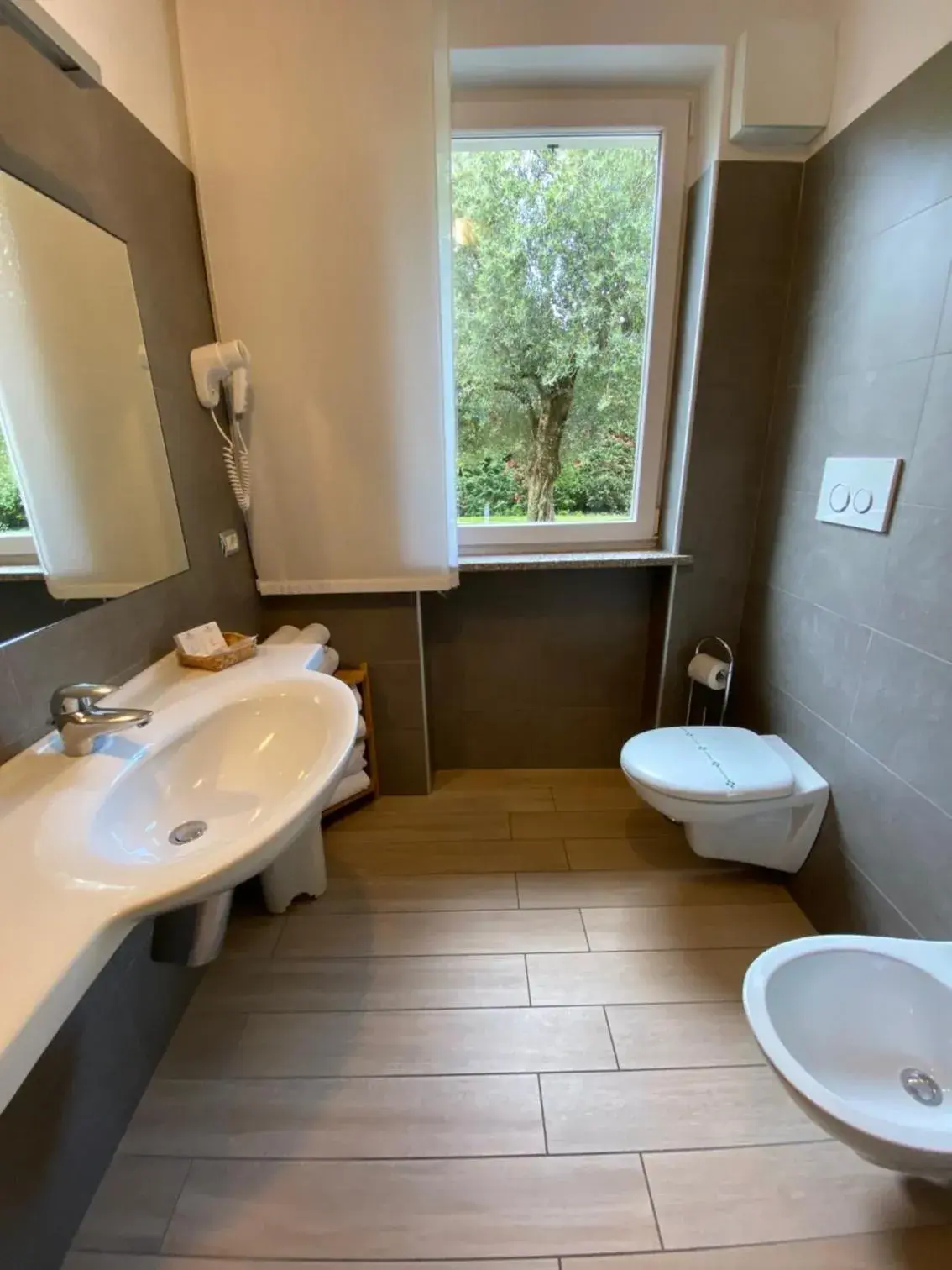 Two-Bedroom Apartment with Garden in Residence Verdeblu Two-Bedroom Apartment with Garden in Residence Verdeblu