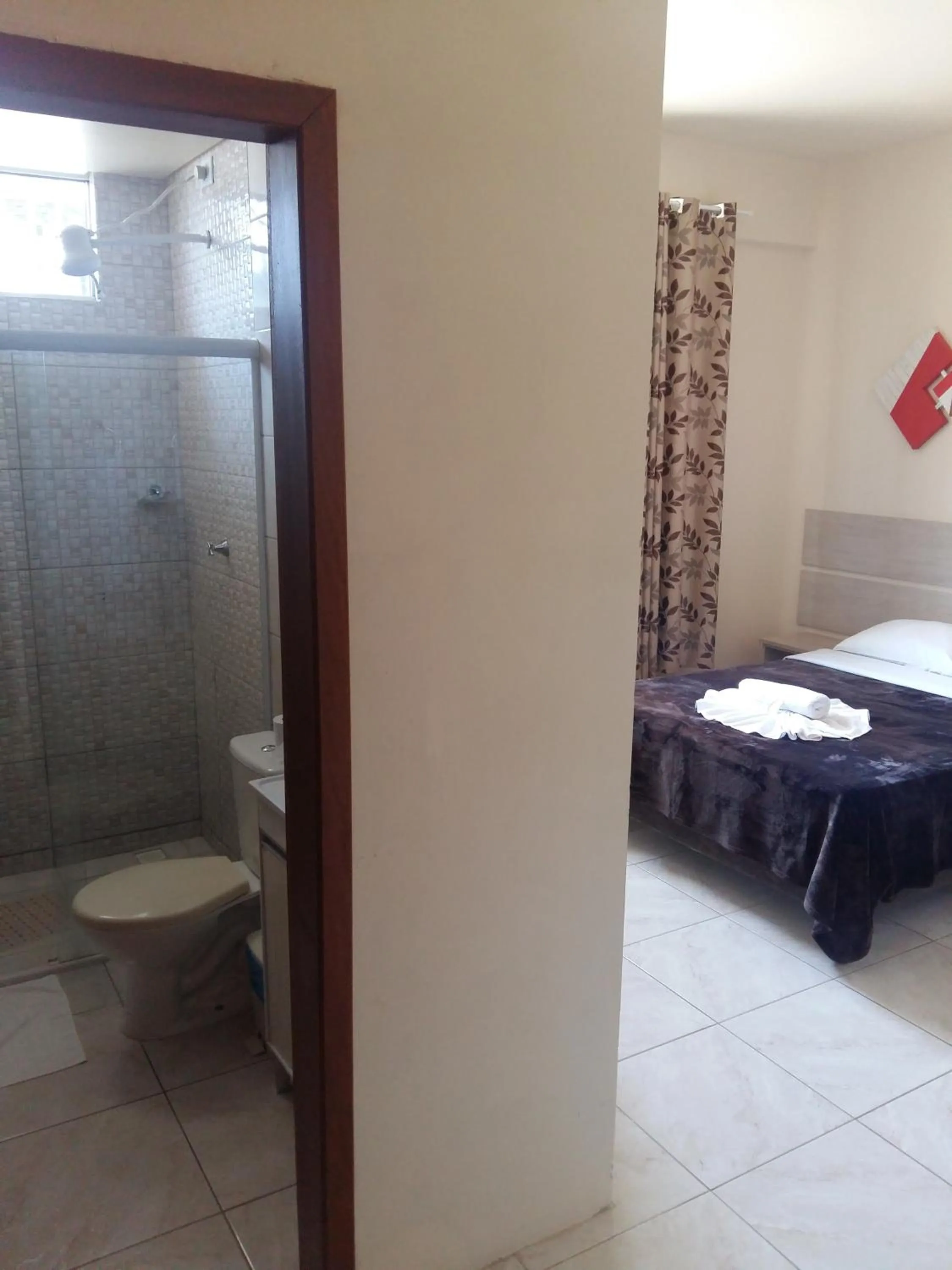 Toilet in Hotel Rochamar