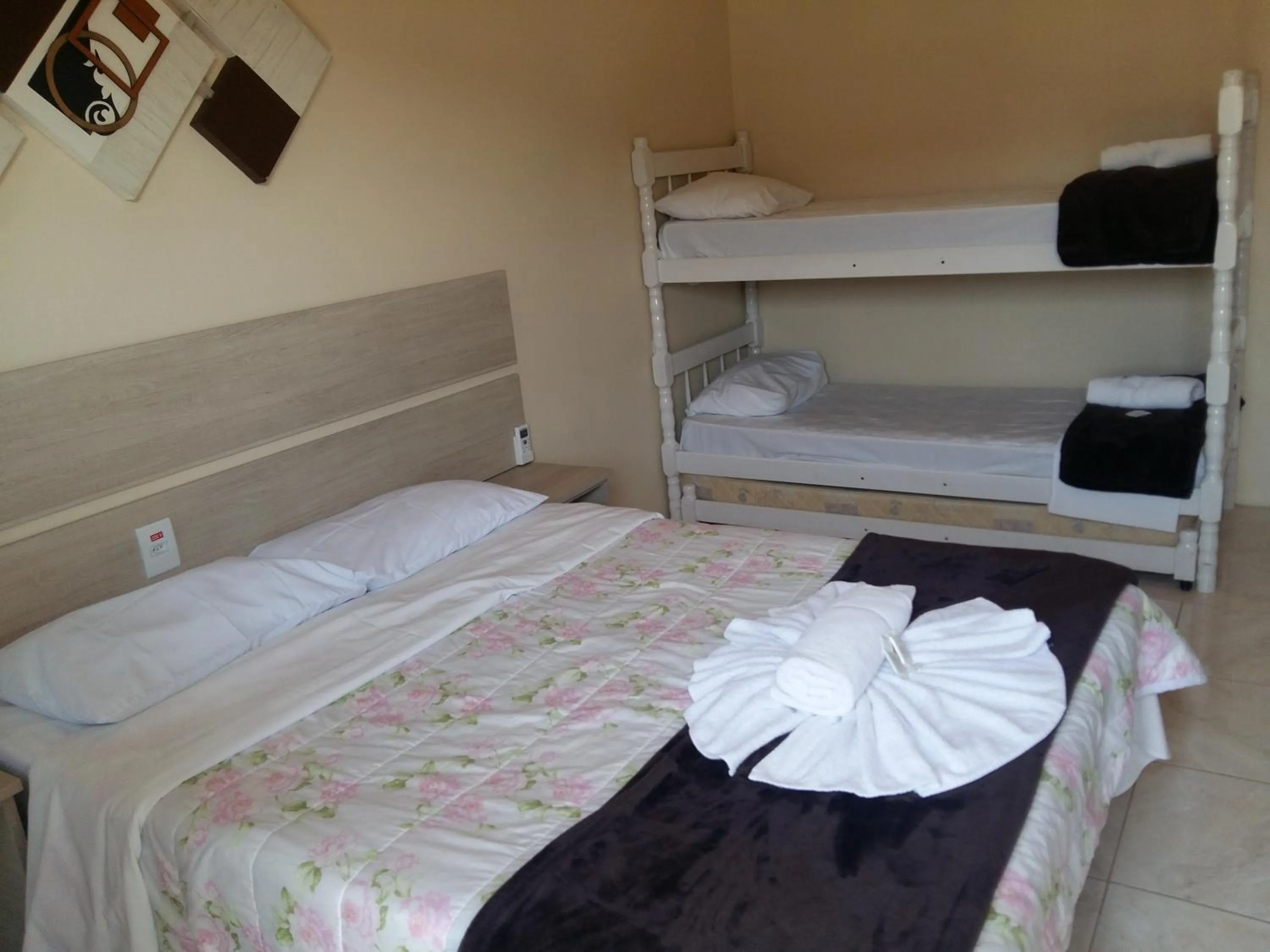 Bed in Hotel Rochamar