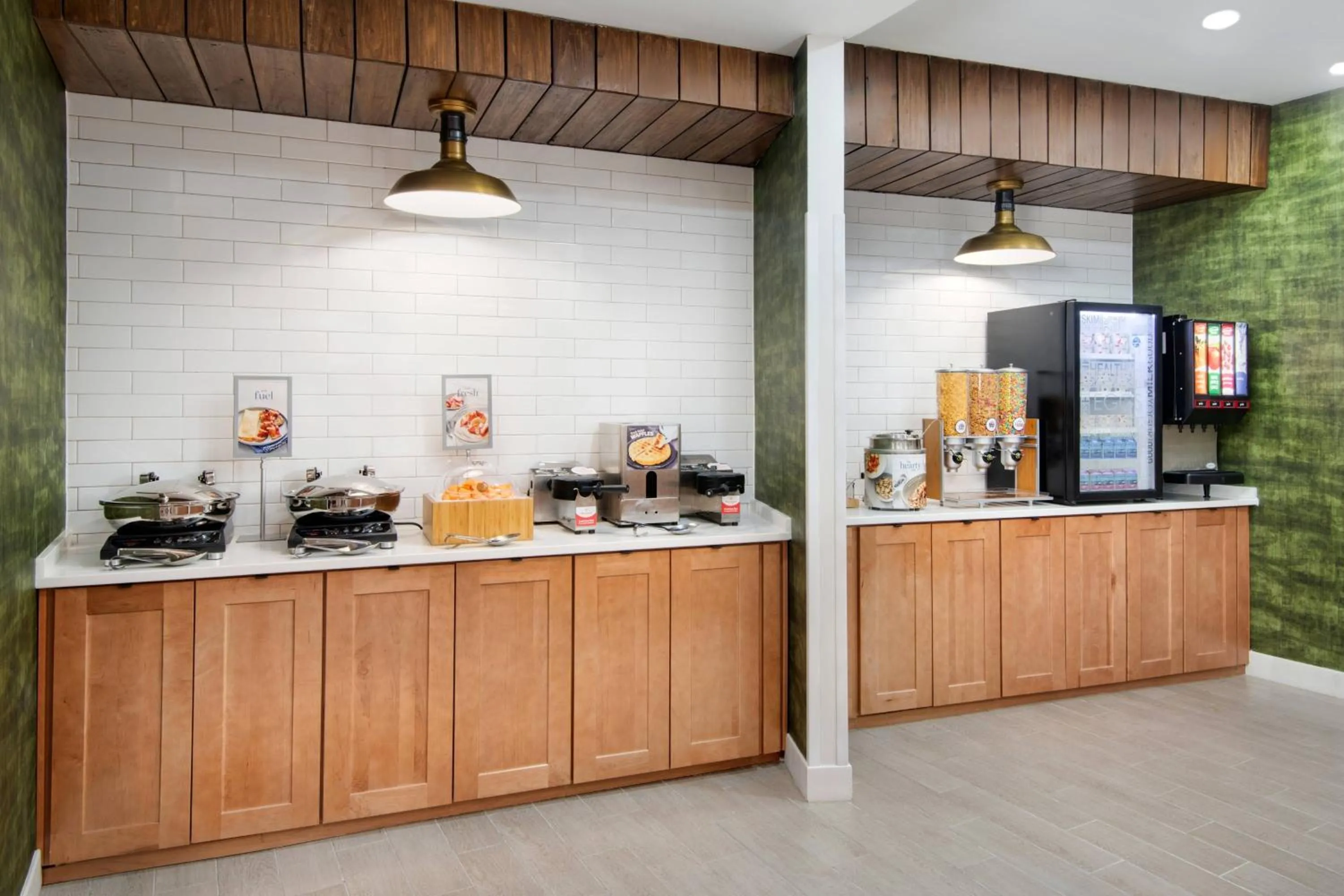 Breakfast in Fairfield Inn & Suites Columbia Downtown