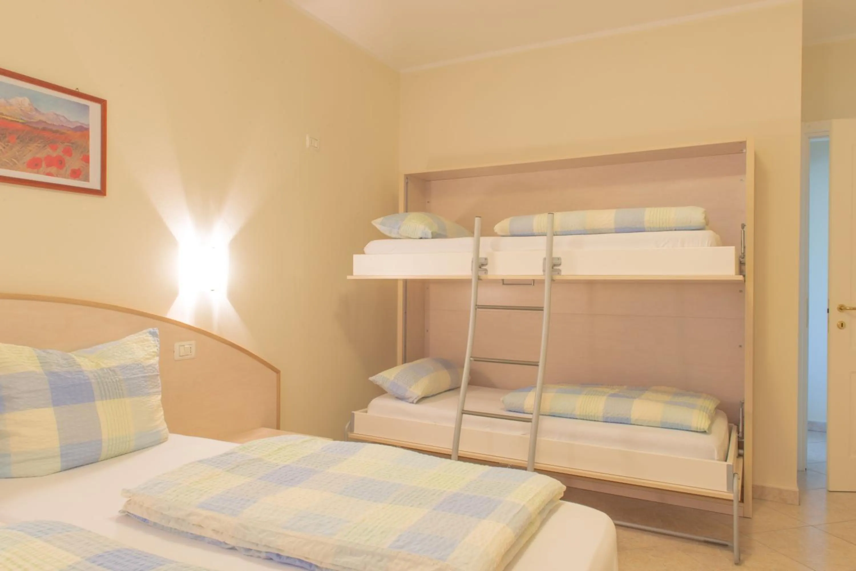 bunk bed, Bed in Residence Terry