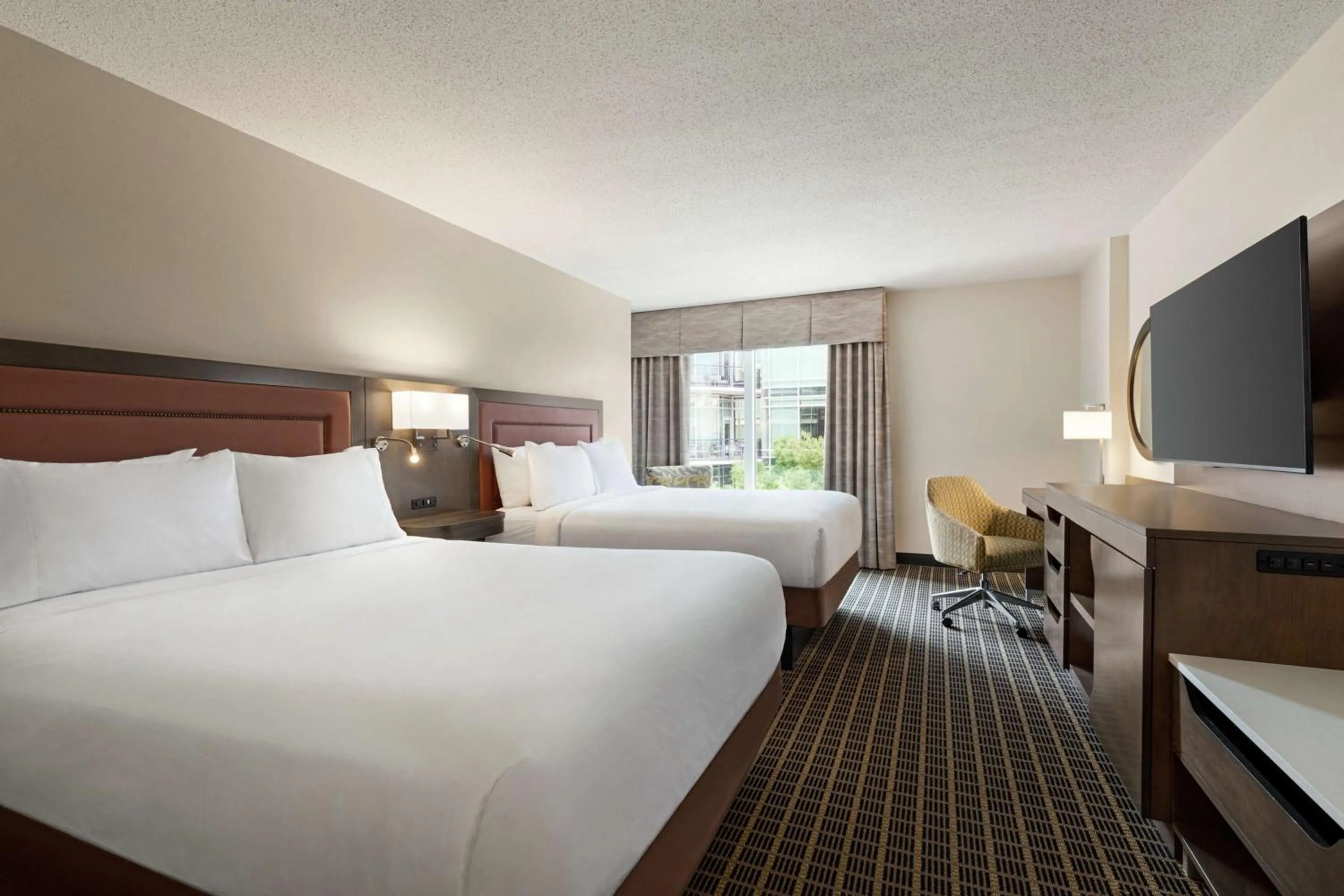 Bedroom, Bed in Hampton Inn & Suites Greenville-Downtown-Riverplace