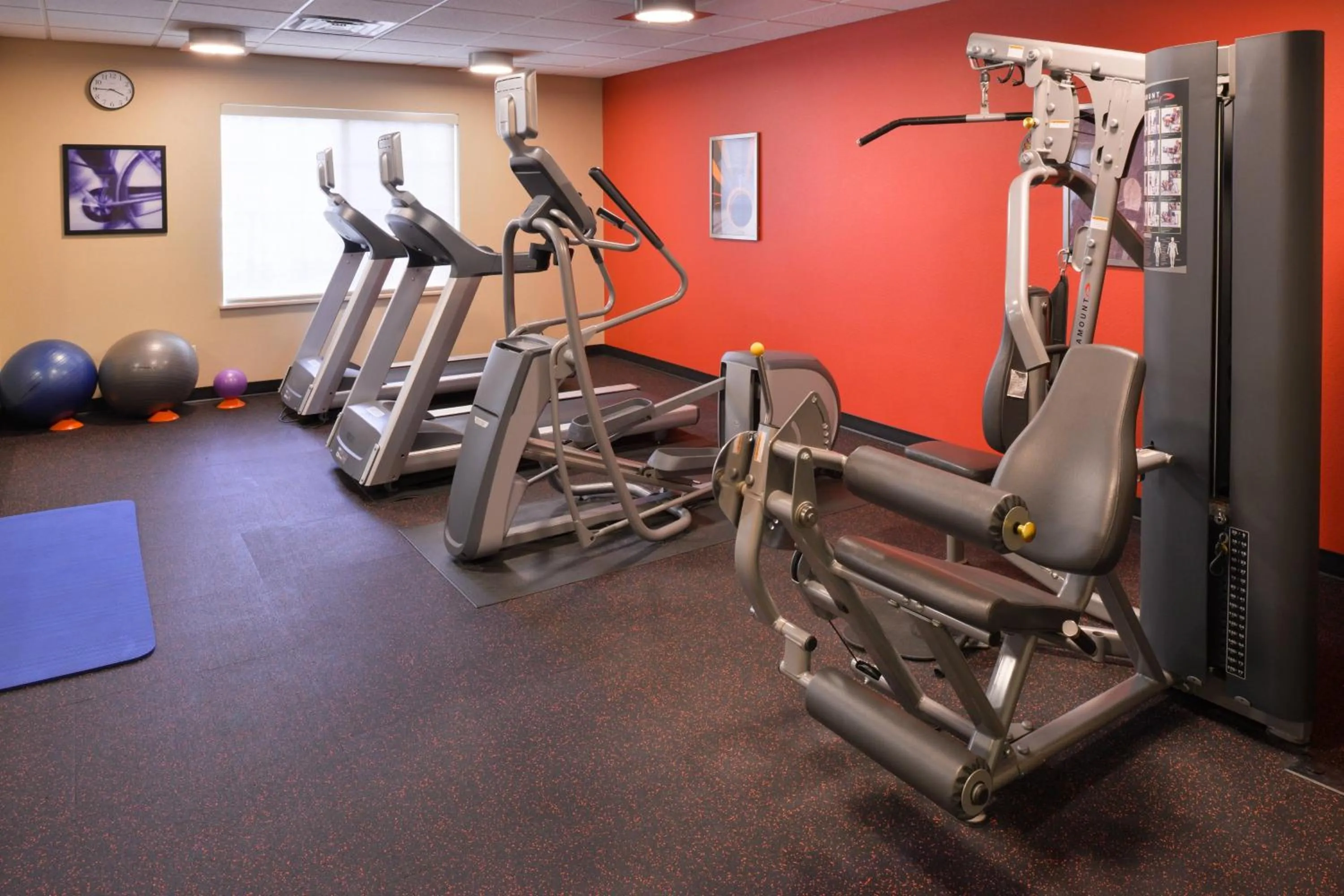 Fitness centre/facilities in TownePlace Suites by Marriott Las Vegas Henderson