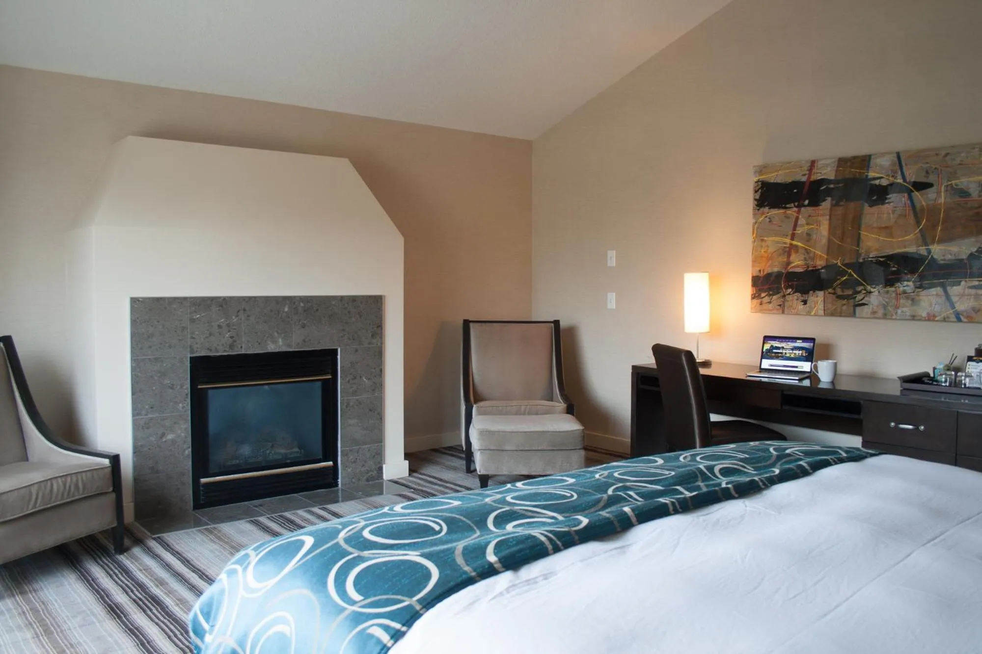 Bedroom, Bed in Grande Rockies Resort-Bellstar Hotels & Resorts