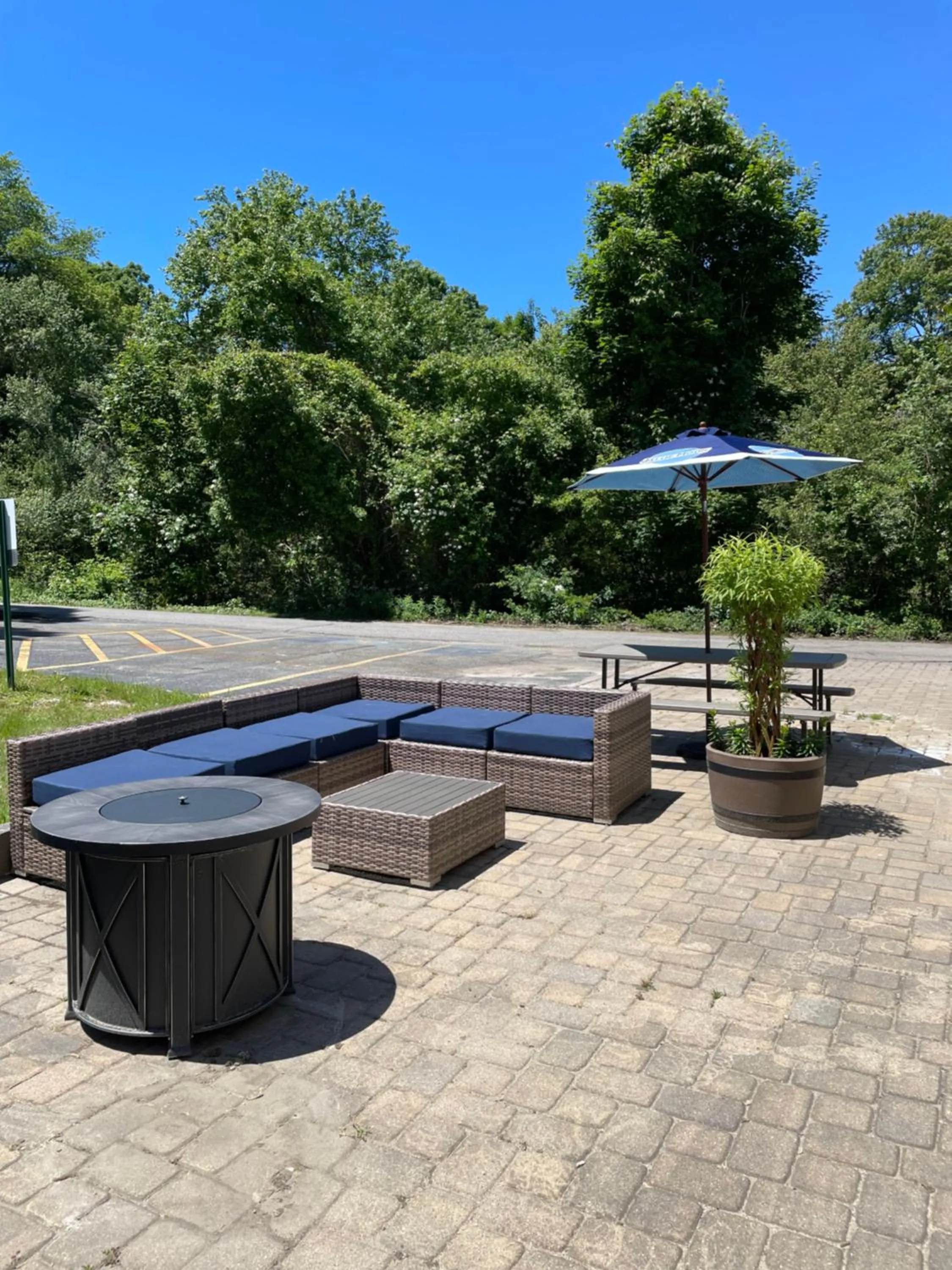 Patio in Iris Hotel Cape Cod