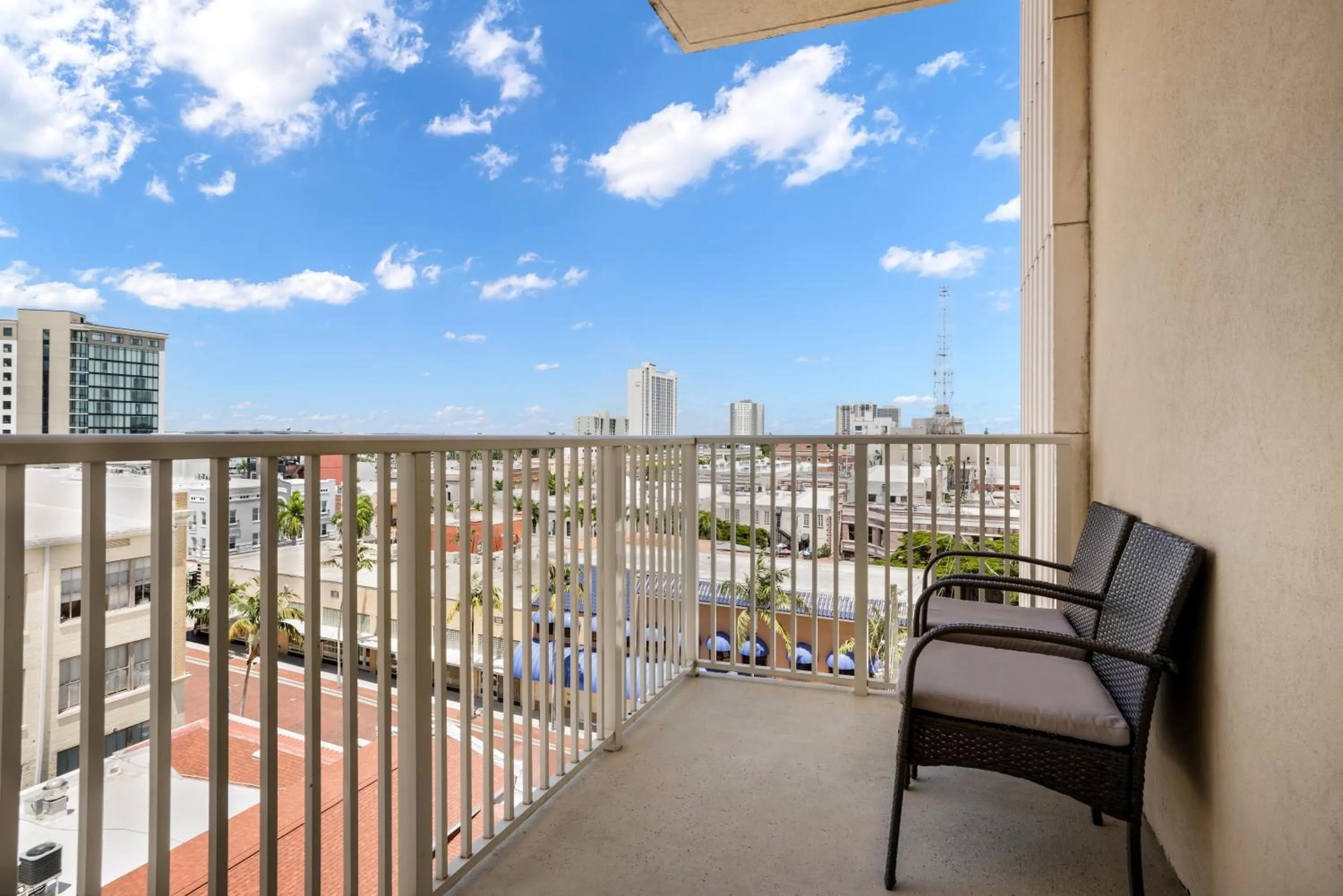 Balcony/Terrace in The Banyan Hotel Fort Myers, Tapestry Collection by Hilton