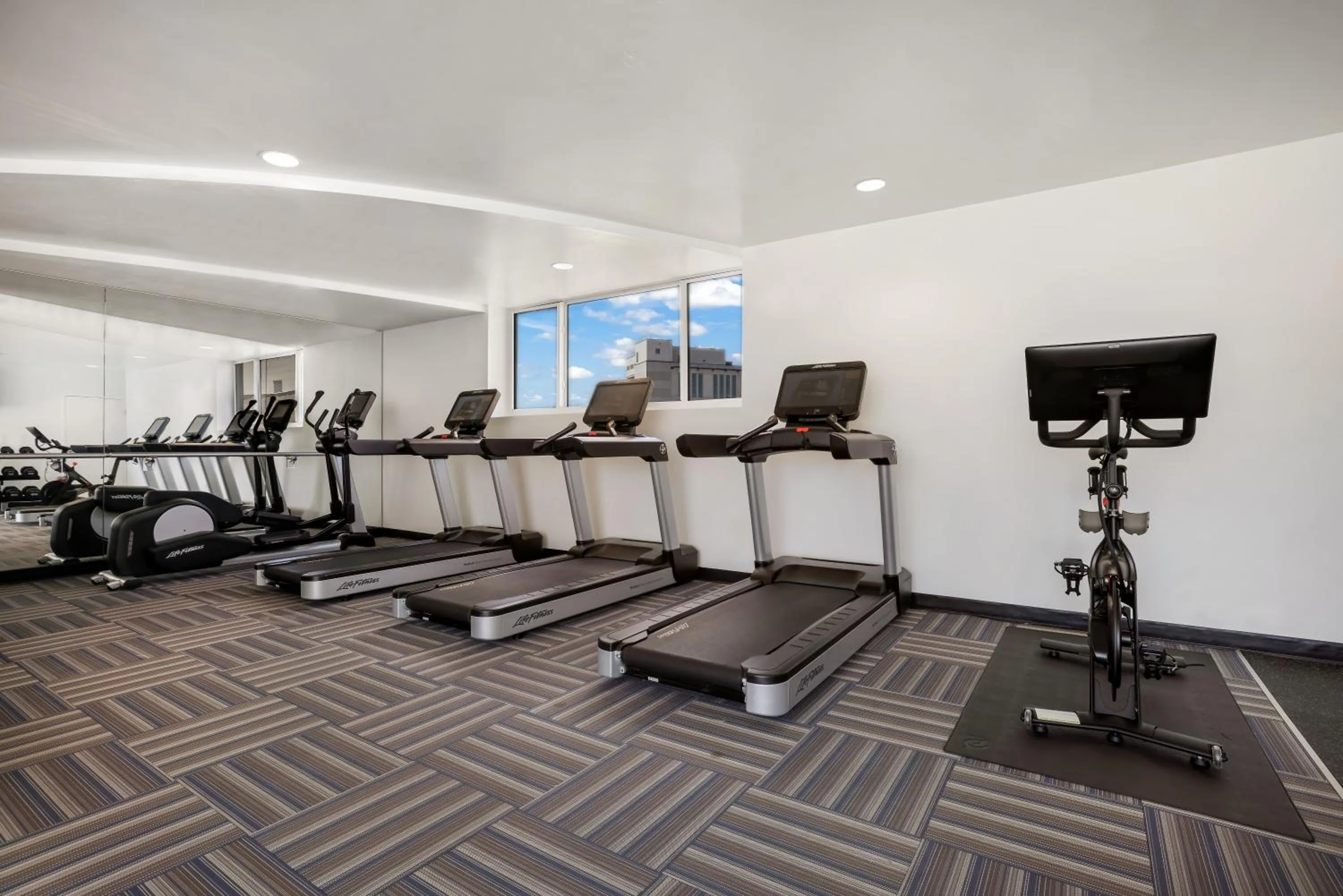 Fitness centre/facilities in The Banyan Hotel Fort Myers, Tapestry Collection by Hilton