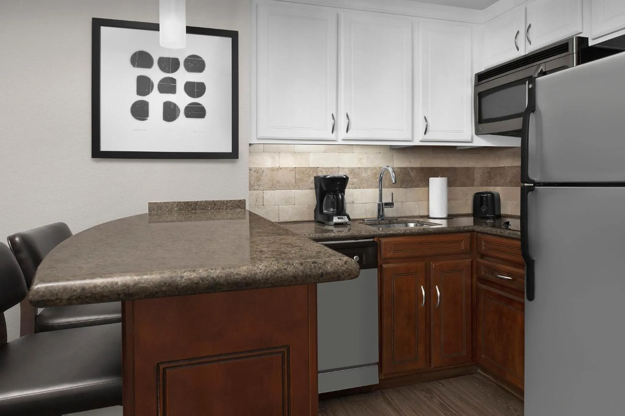 Photo of the whole room in Staybridge Suites Columbia by IHG