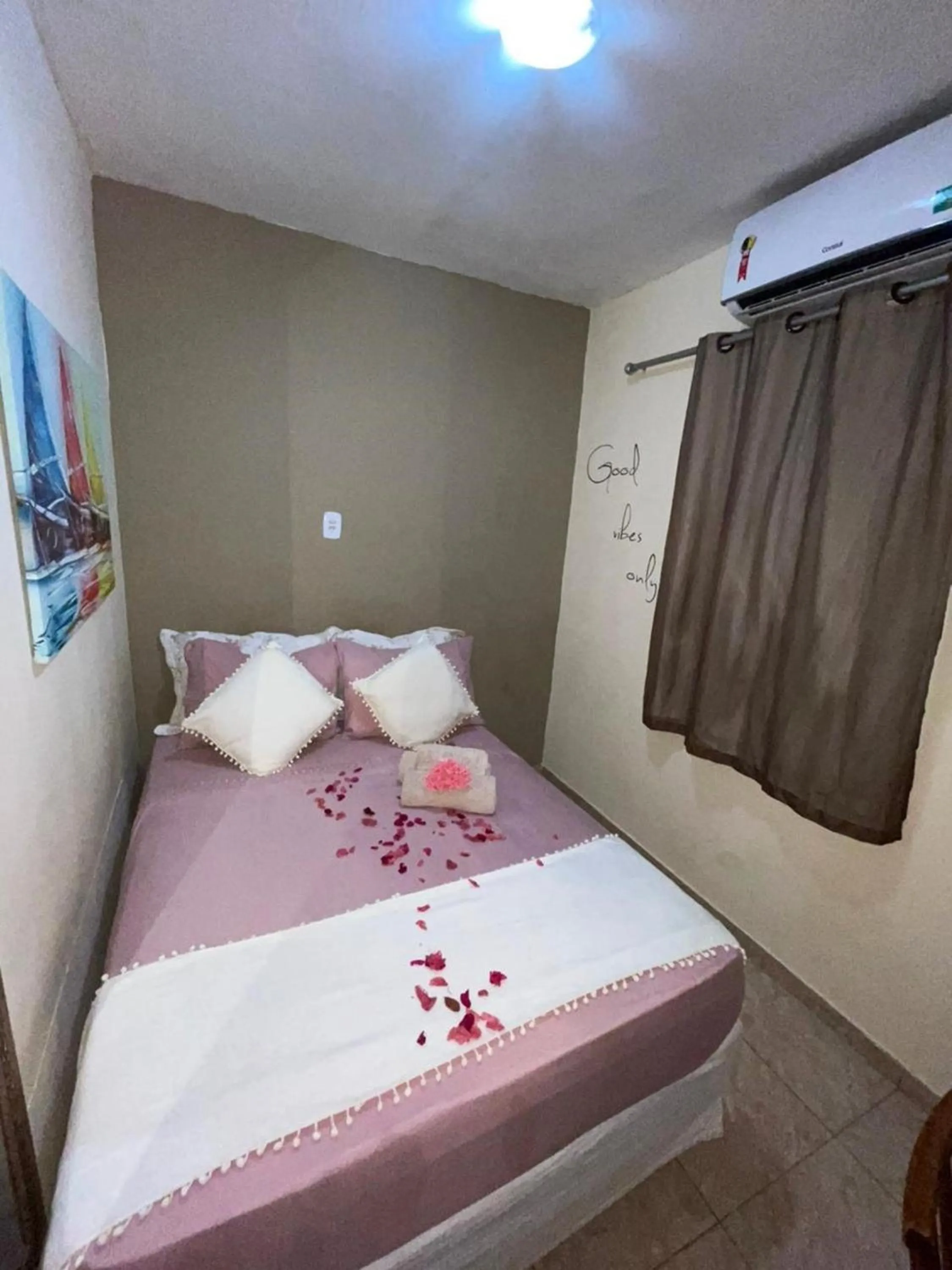 Bedroom, Bed in Pousada Martins e Cia