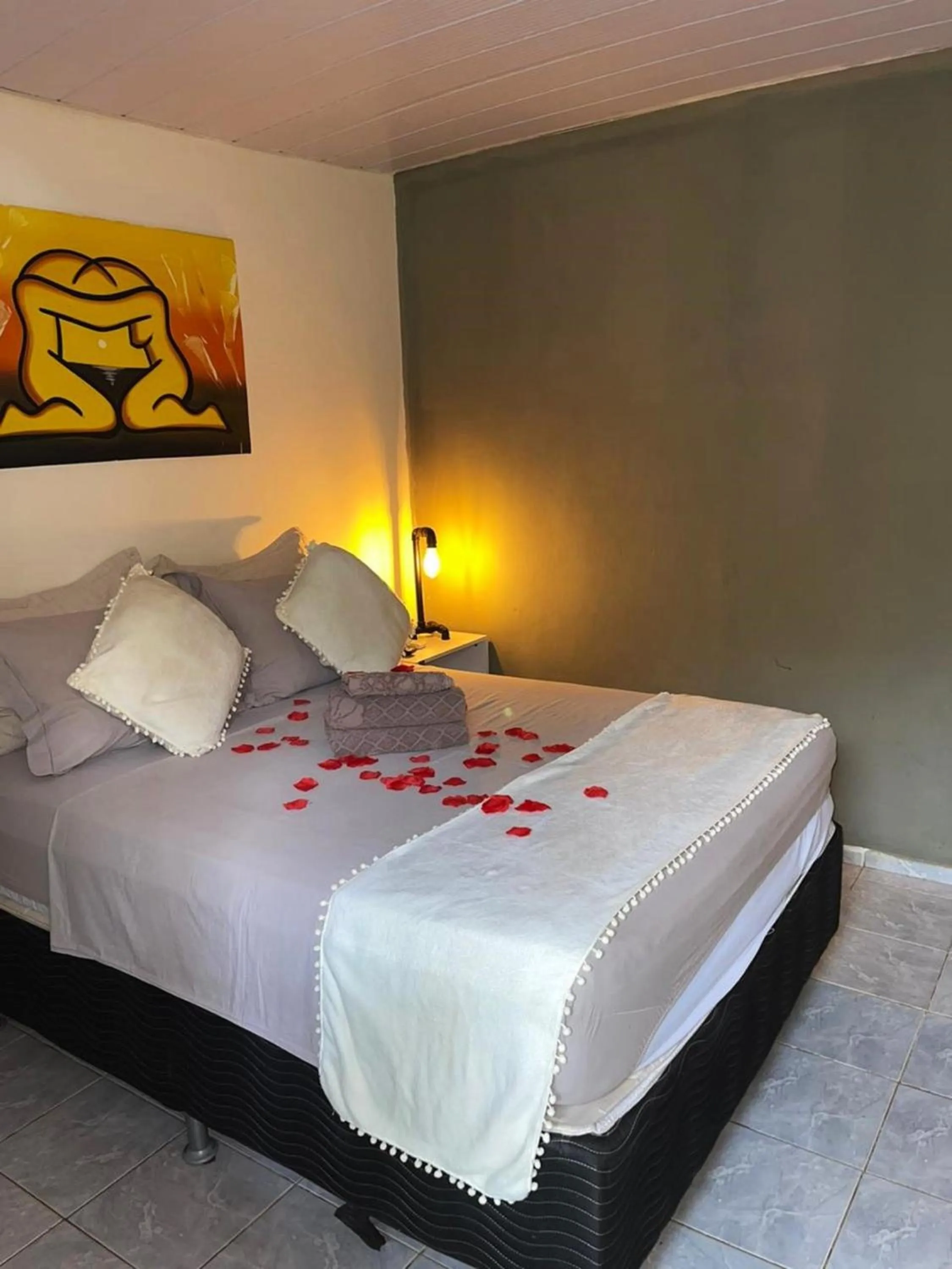 Bedroom, Bed in Pousada Martins e Cia