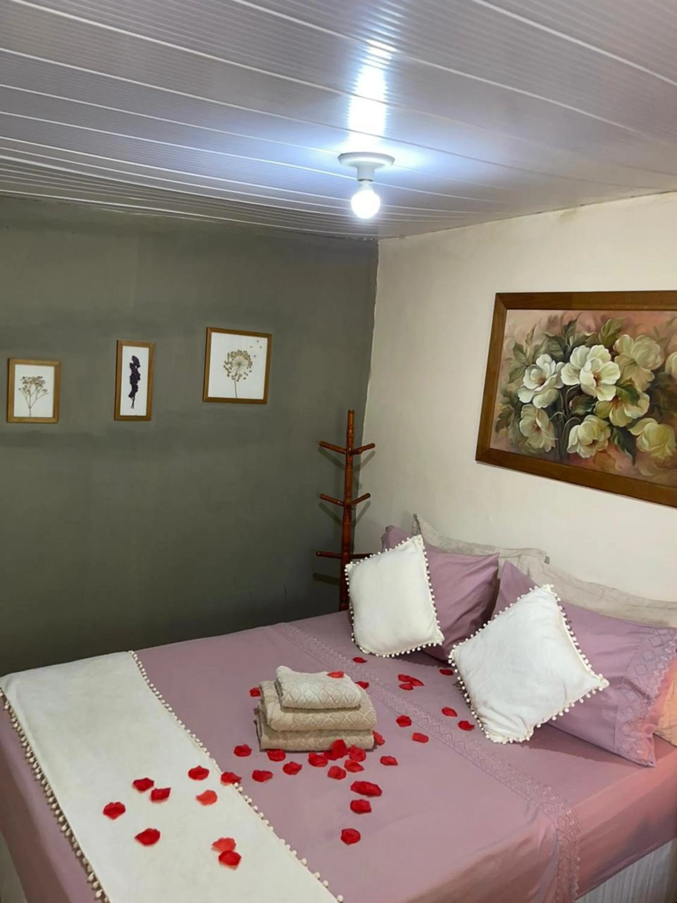 Bedroom, Bed in Pousada Martins e Cia