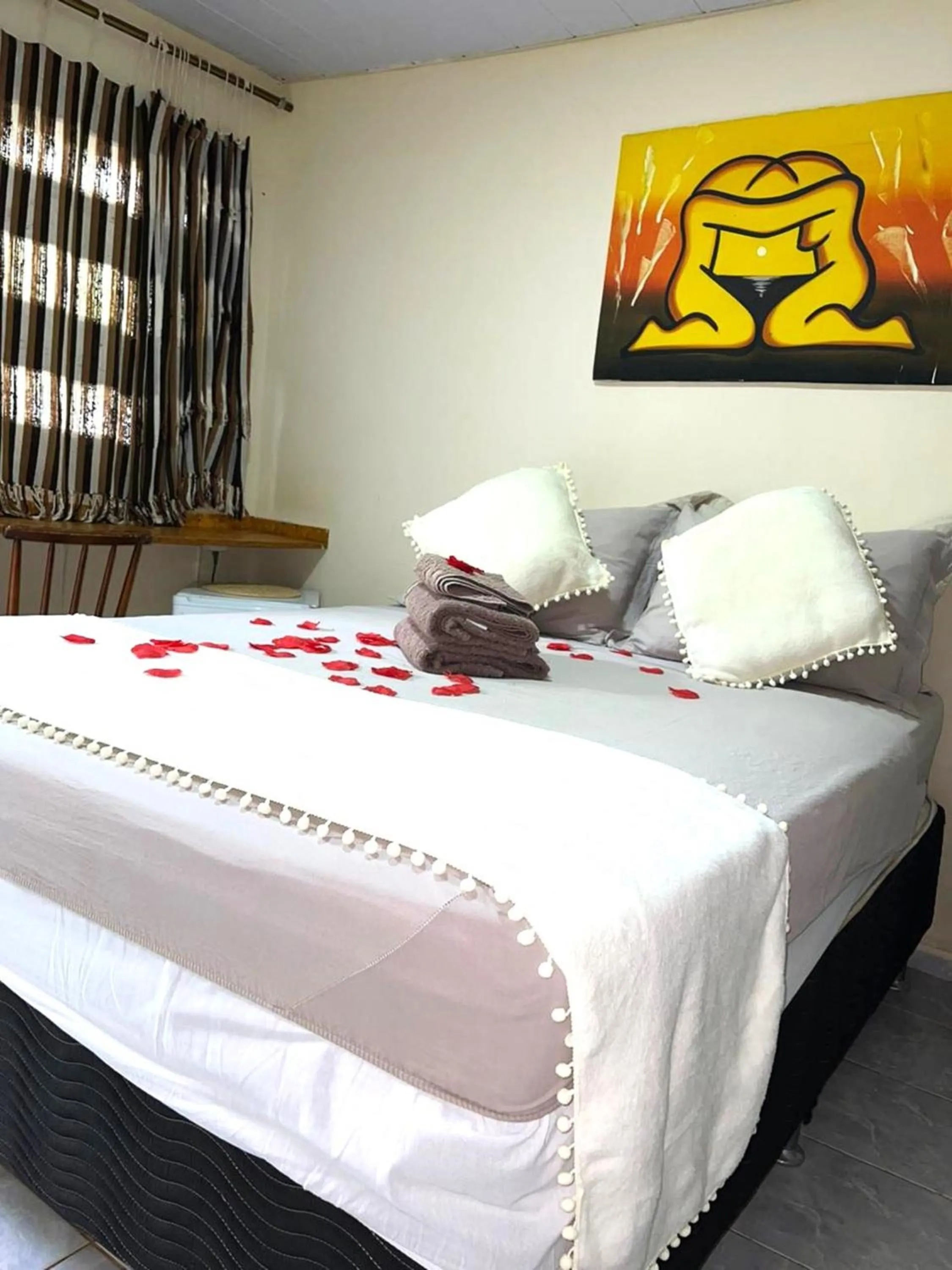 Bedroom, Bed in Pousada Martins e Cia