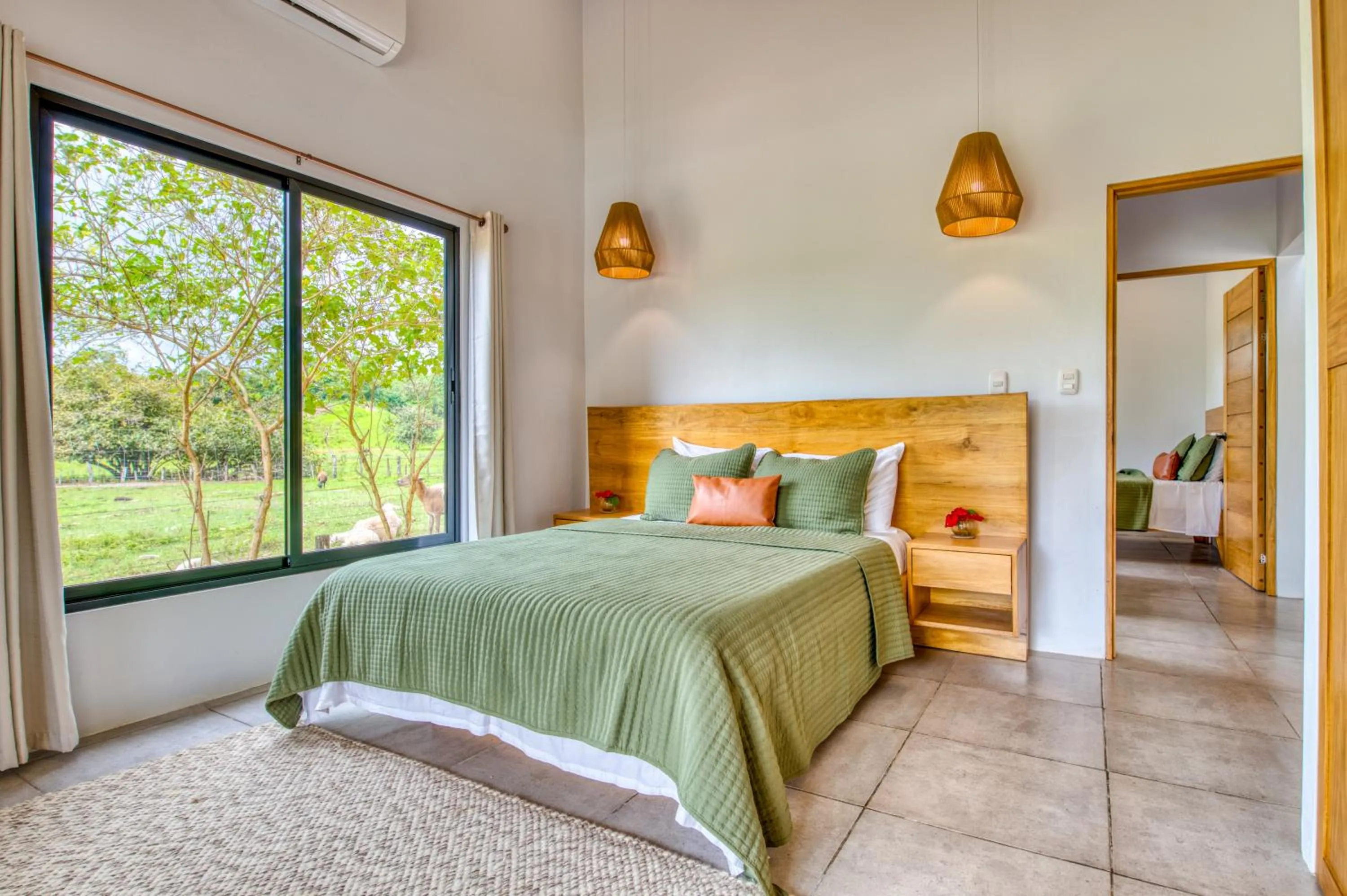 Photo of the whole room, Bed in Hotel Villas Tangerine