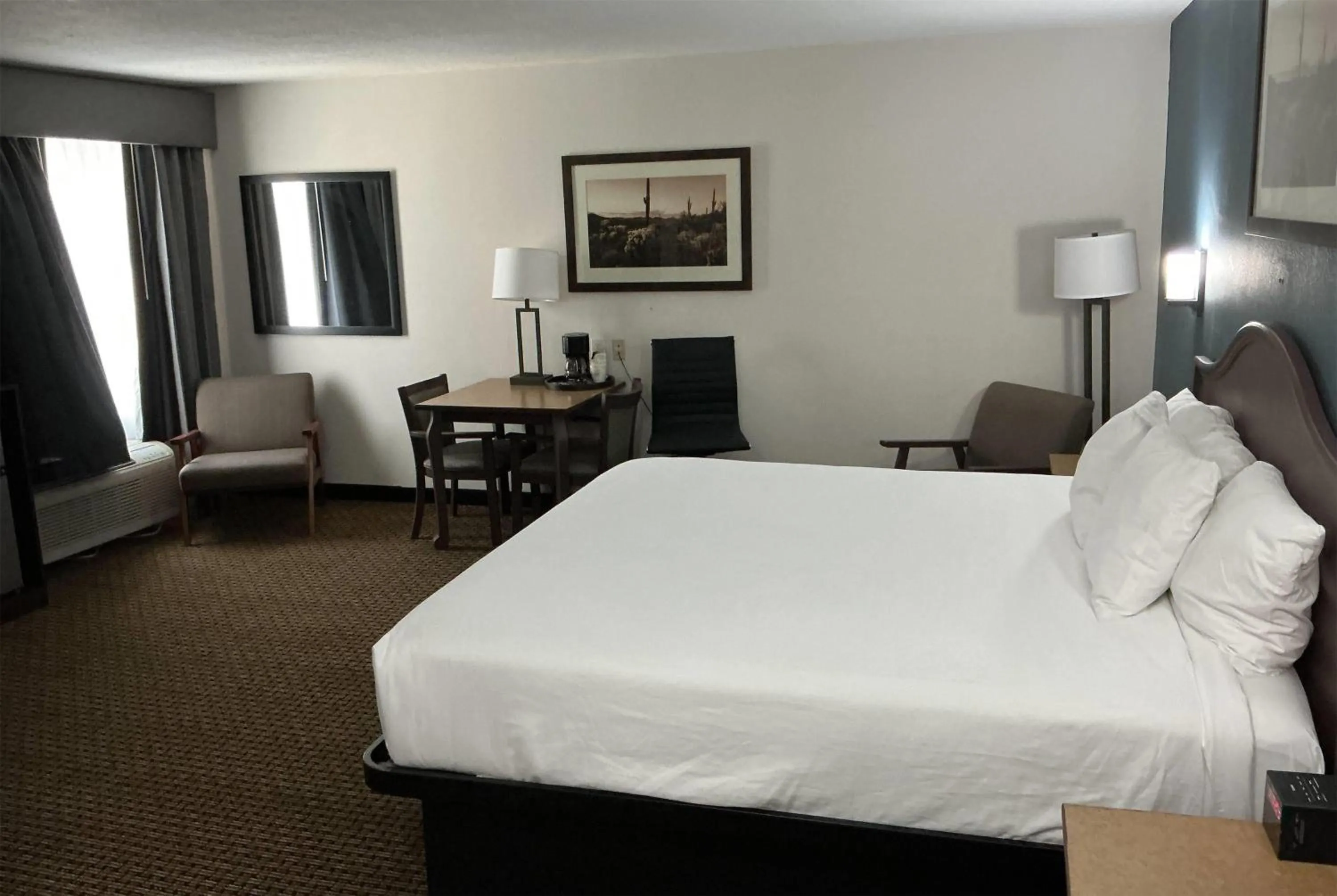 Photo of the whole room, Bed in Tombstone Grand Hotel, a Baymont by Wyndham