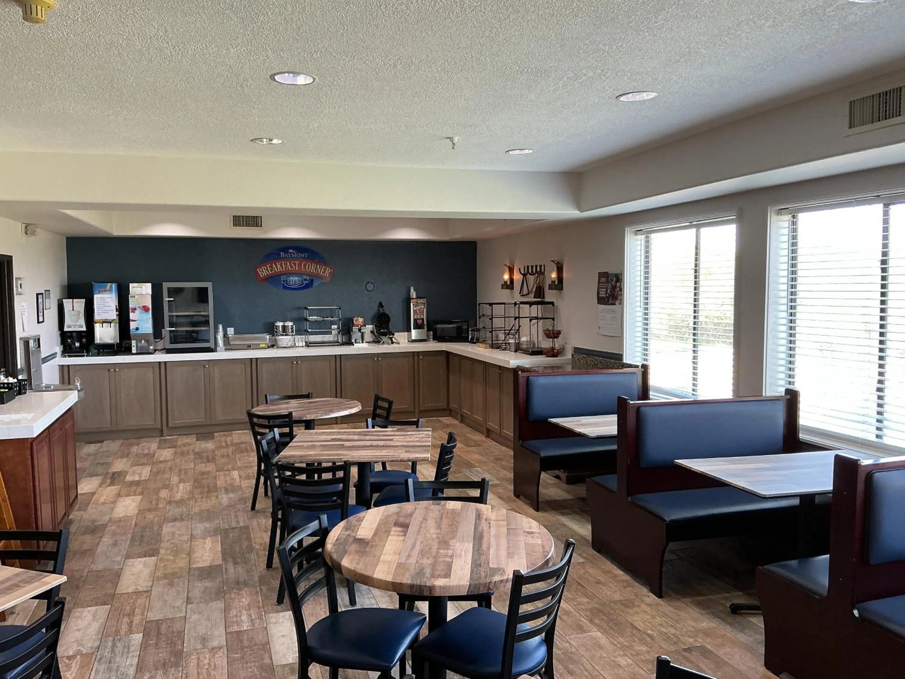 Breakfast in Tombstone Grand Hotel, a Baymont by Wyndham