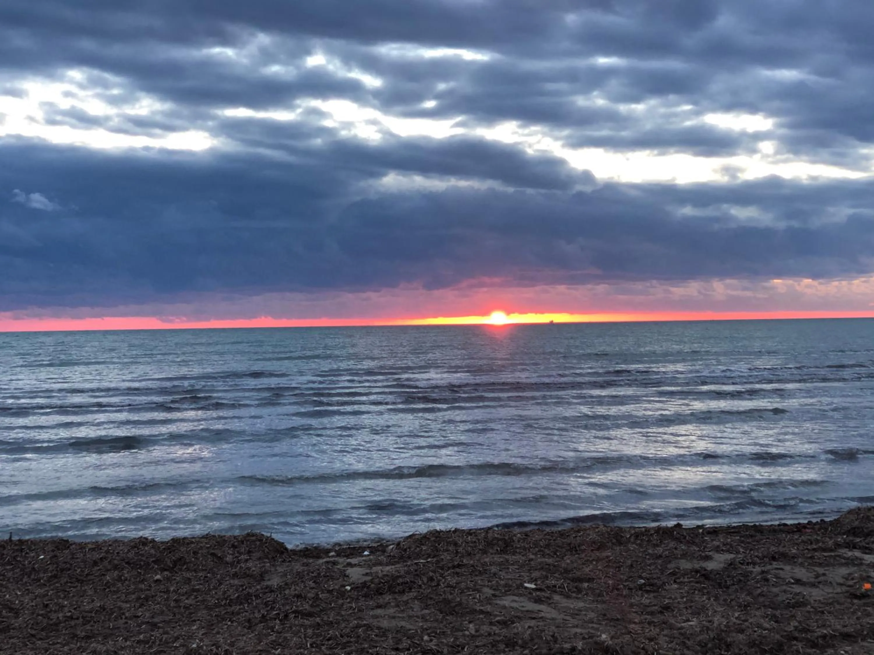 Sunset in Sunrise Hotel Cameria