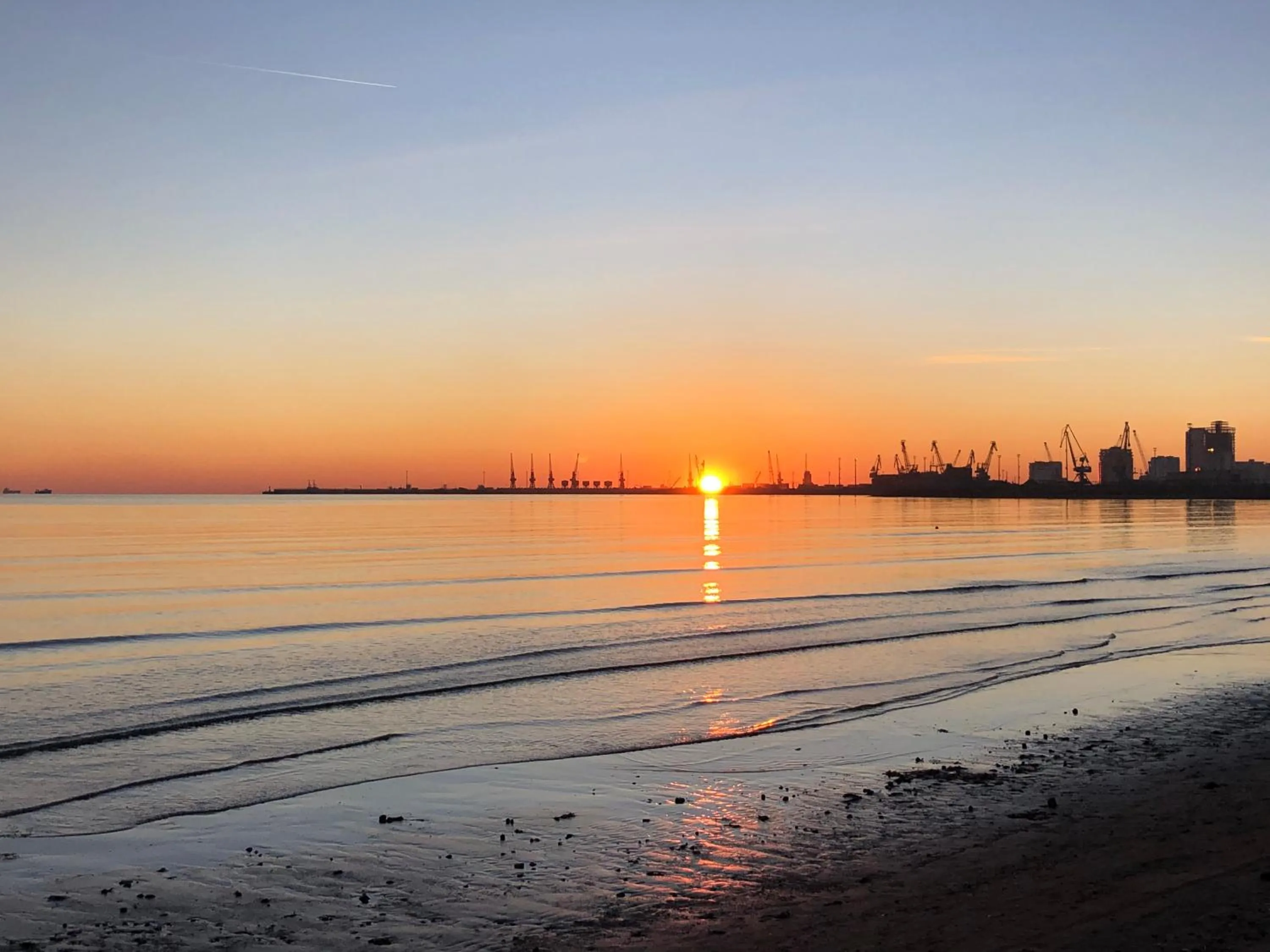 Sunset in Sunrise Hotel Cameria