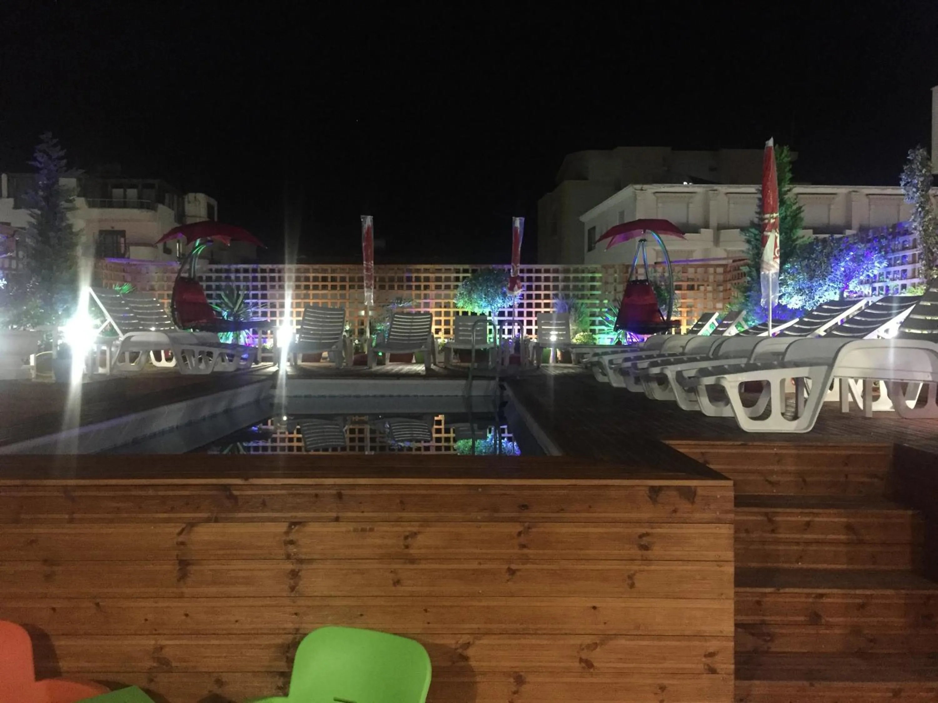 Swimming pool in Sunrise Hotel Cameria