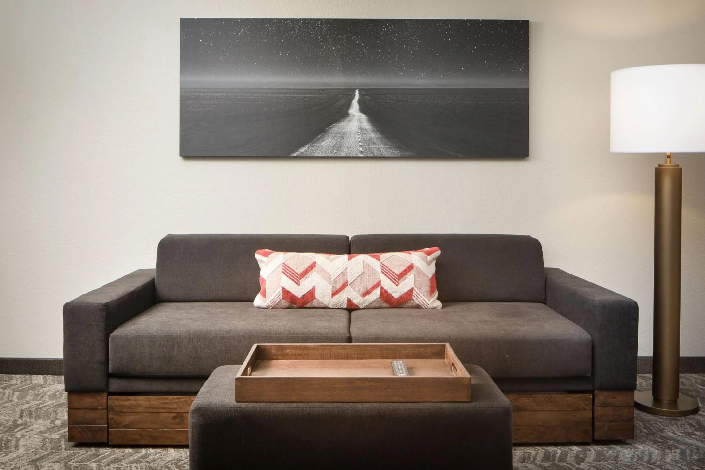 Living room in SpringHill Suites by Marriott Dallas Downtown / West End