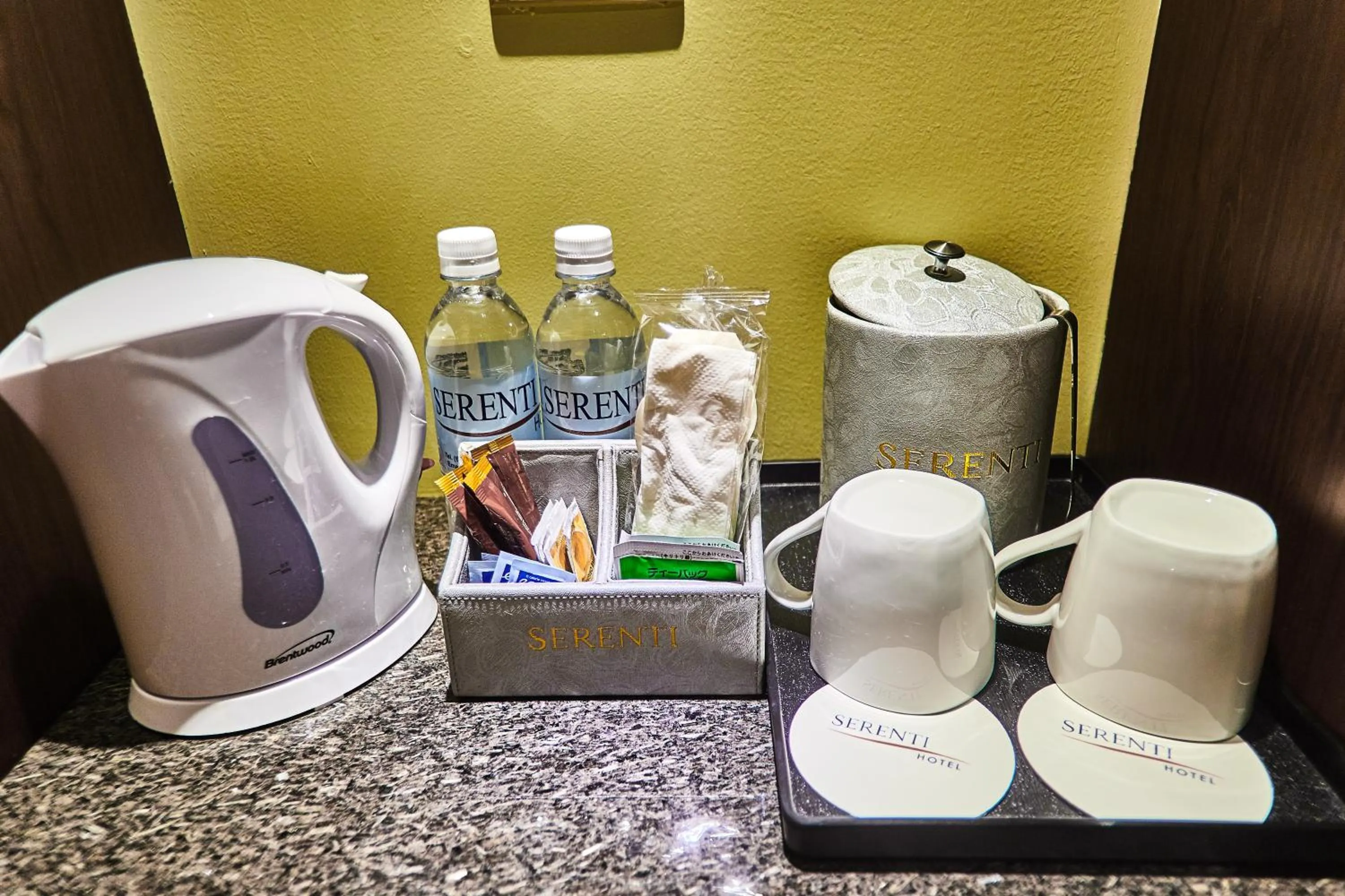 Coffee/tea facilities in Serenti Hotel Saipan