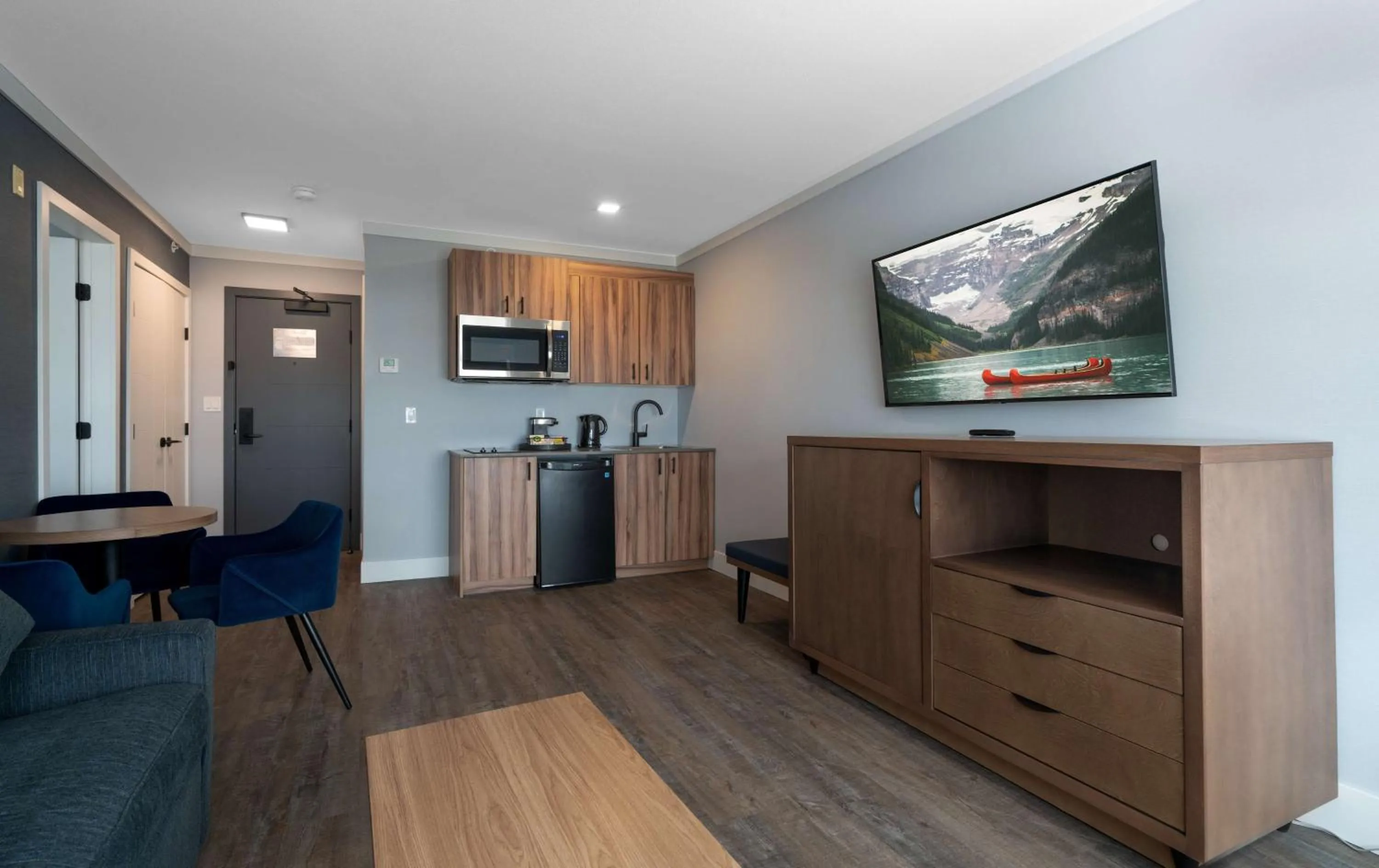 Kitchen or kitchenette in Prestige Kamloops Hotel