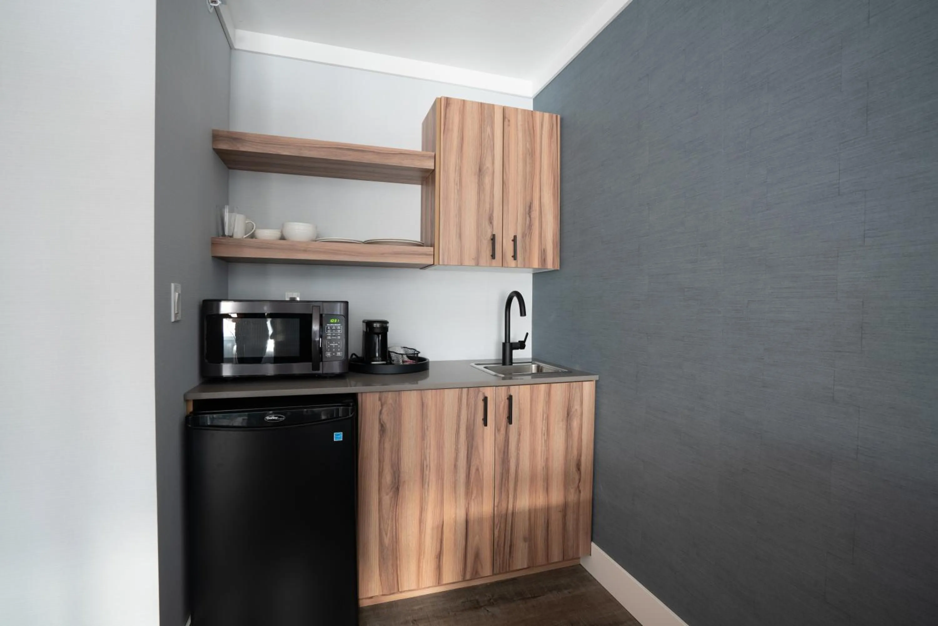 Kitchen or kitchenette in Prestige Kamloops Hotel