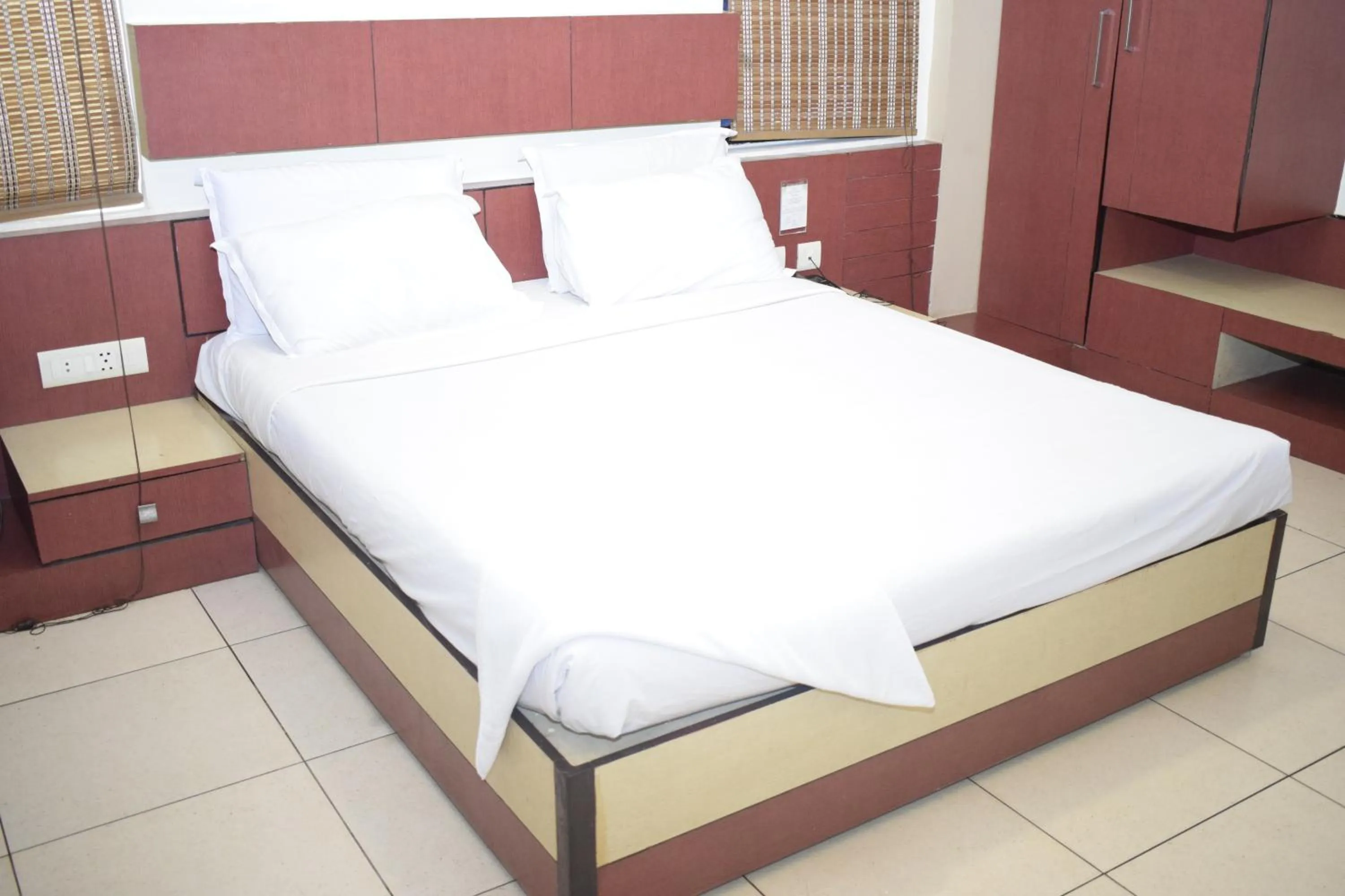 Bedroom, Bed in Devis Grand