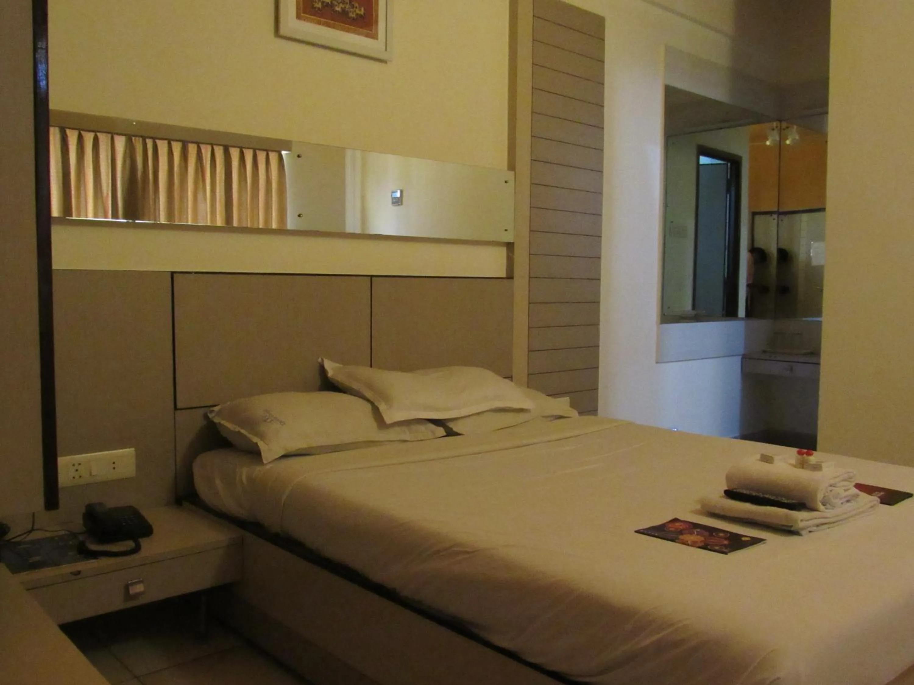 Bedroom, Bed in Devis Grand