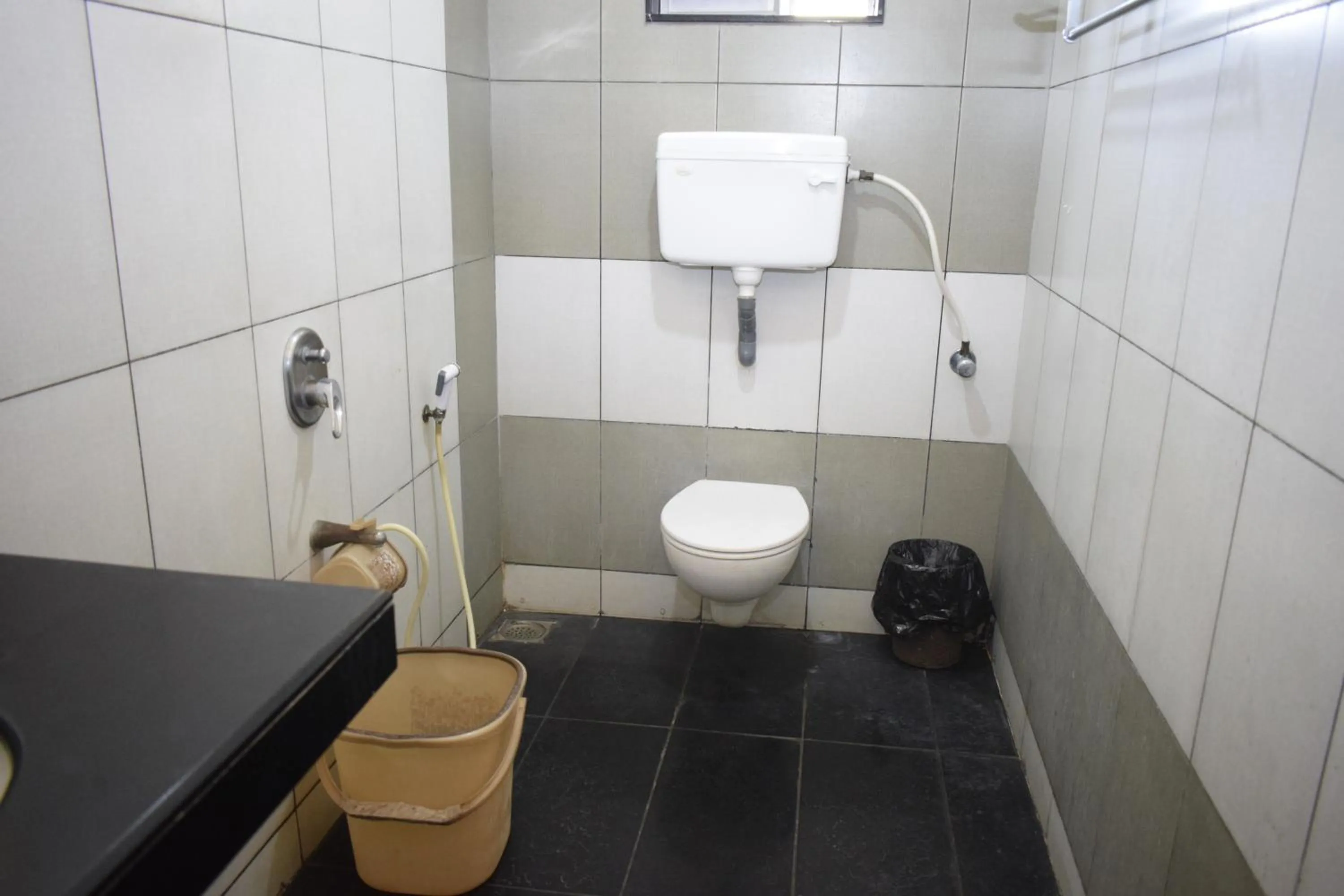 Toilet in Devis Grand