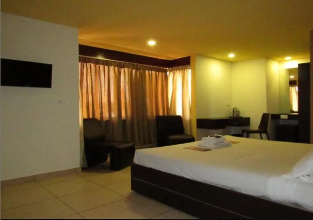 Bedroom, Bed in Devis Grand