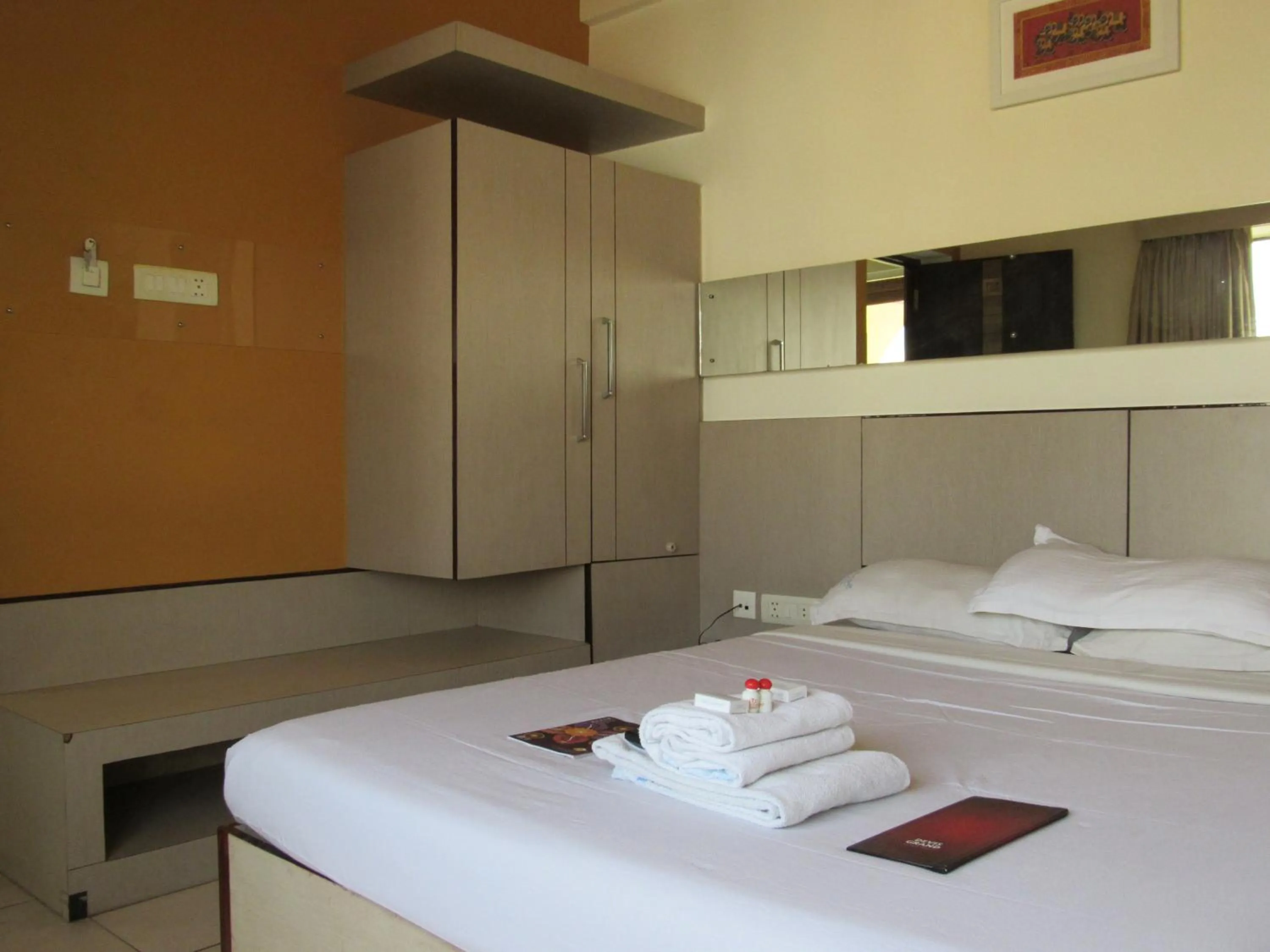 Bedroom, Bed in Devis Grand