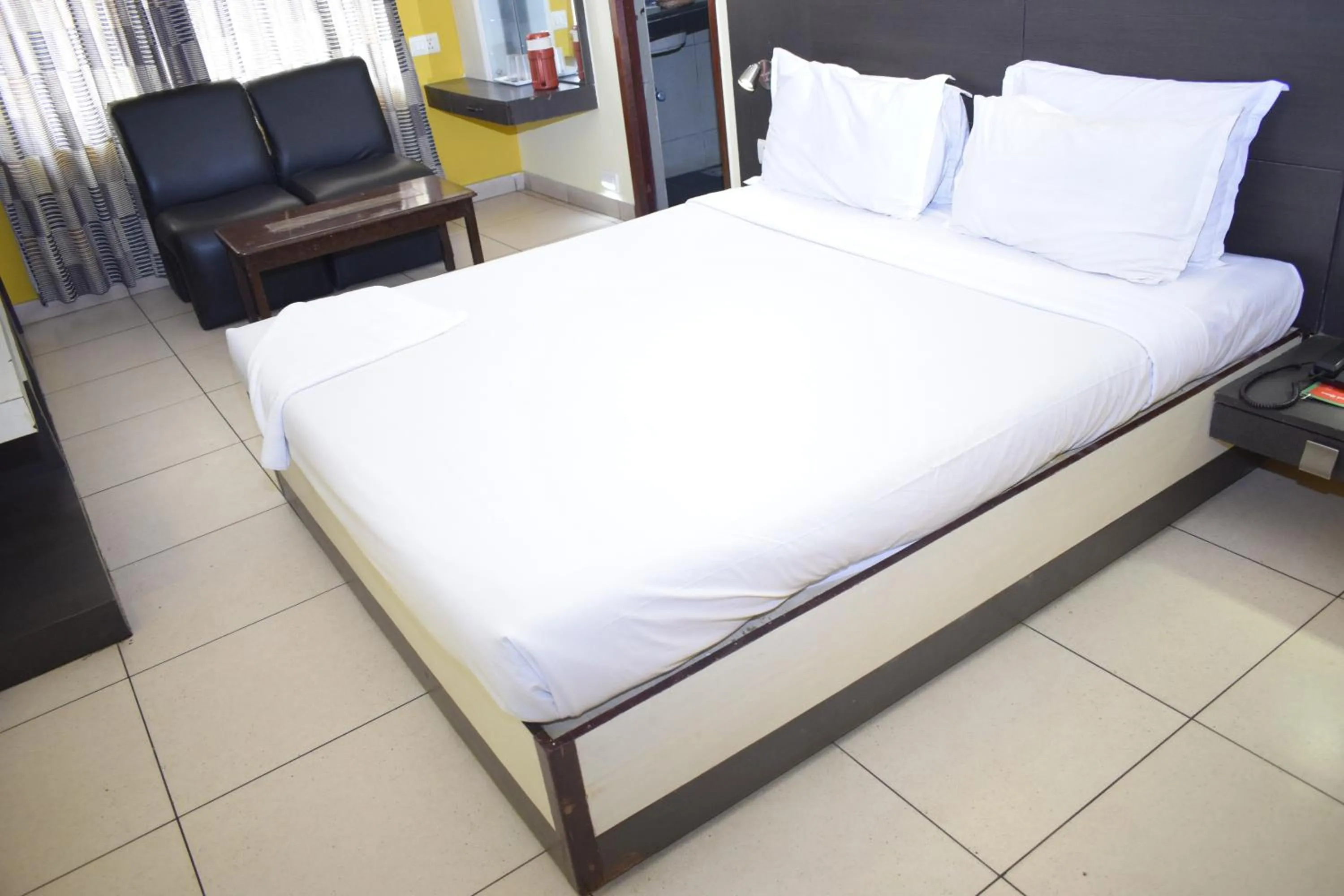 Bedroom, Bed in Devis Grand