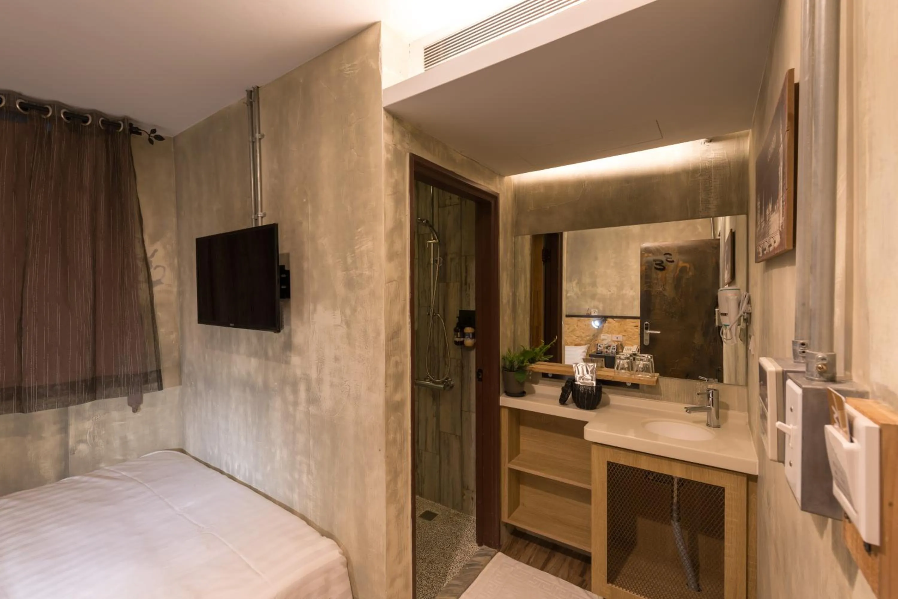 Bedroom, Bed in Beimen WOW Poshtel