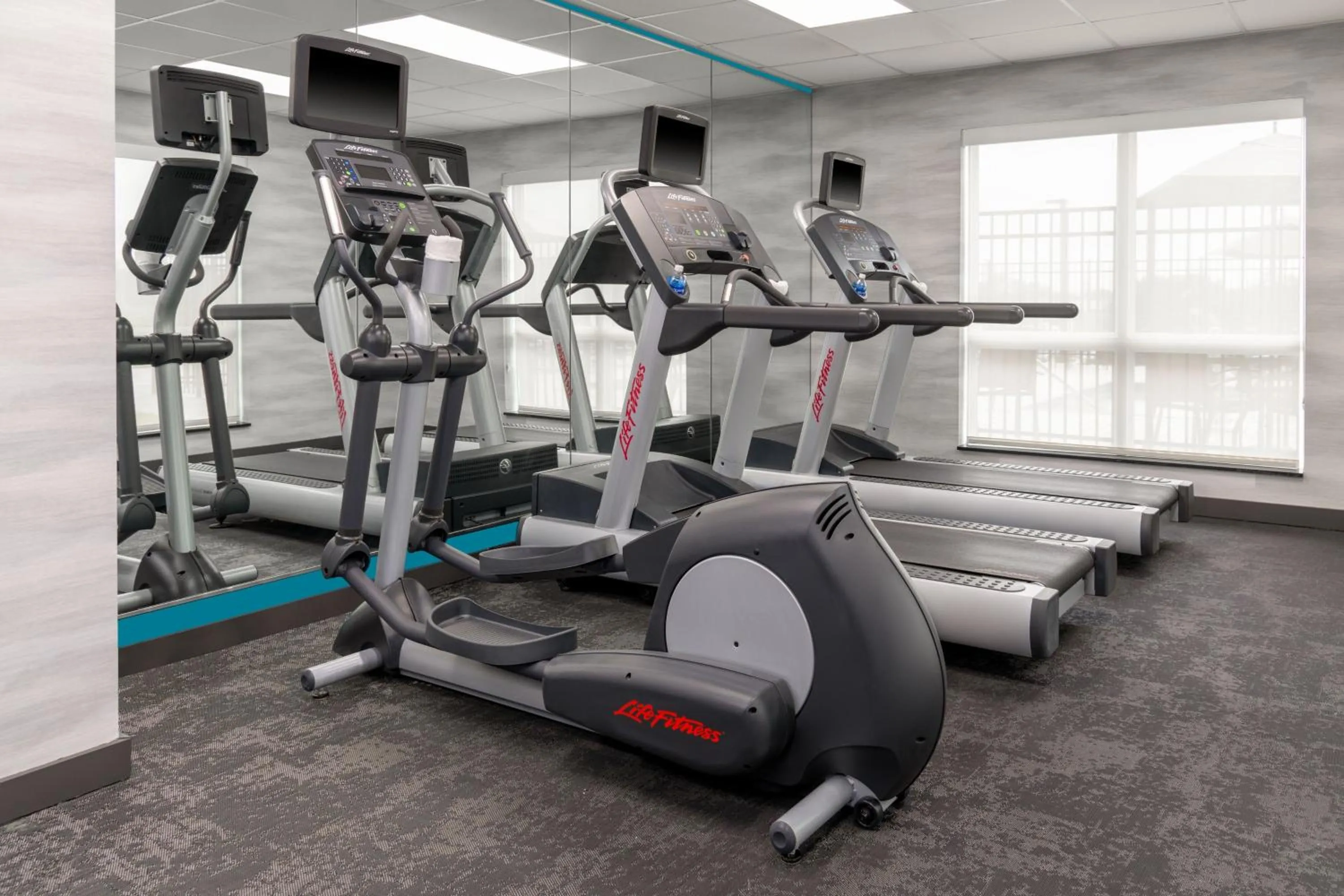 Fitness centre/facilities in Fairfield Inn & Suites by Marriott Martinsburg