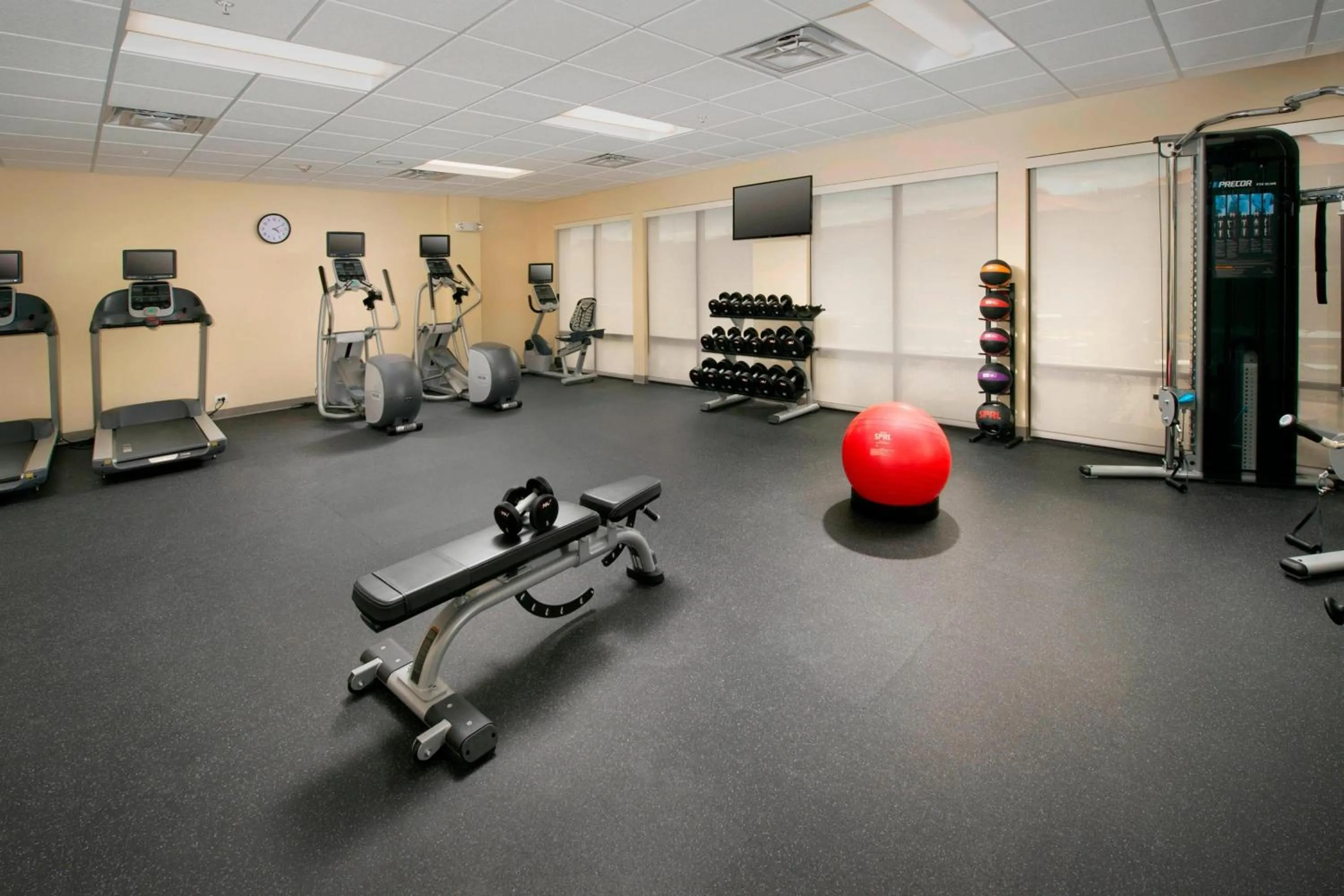 Fitness centre/facilities in TownePlace Suites by Marriott Alexandria Fort Belvoir