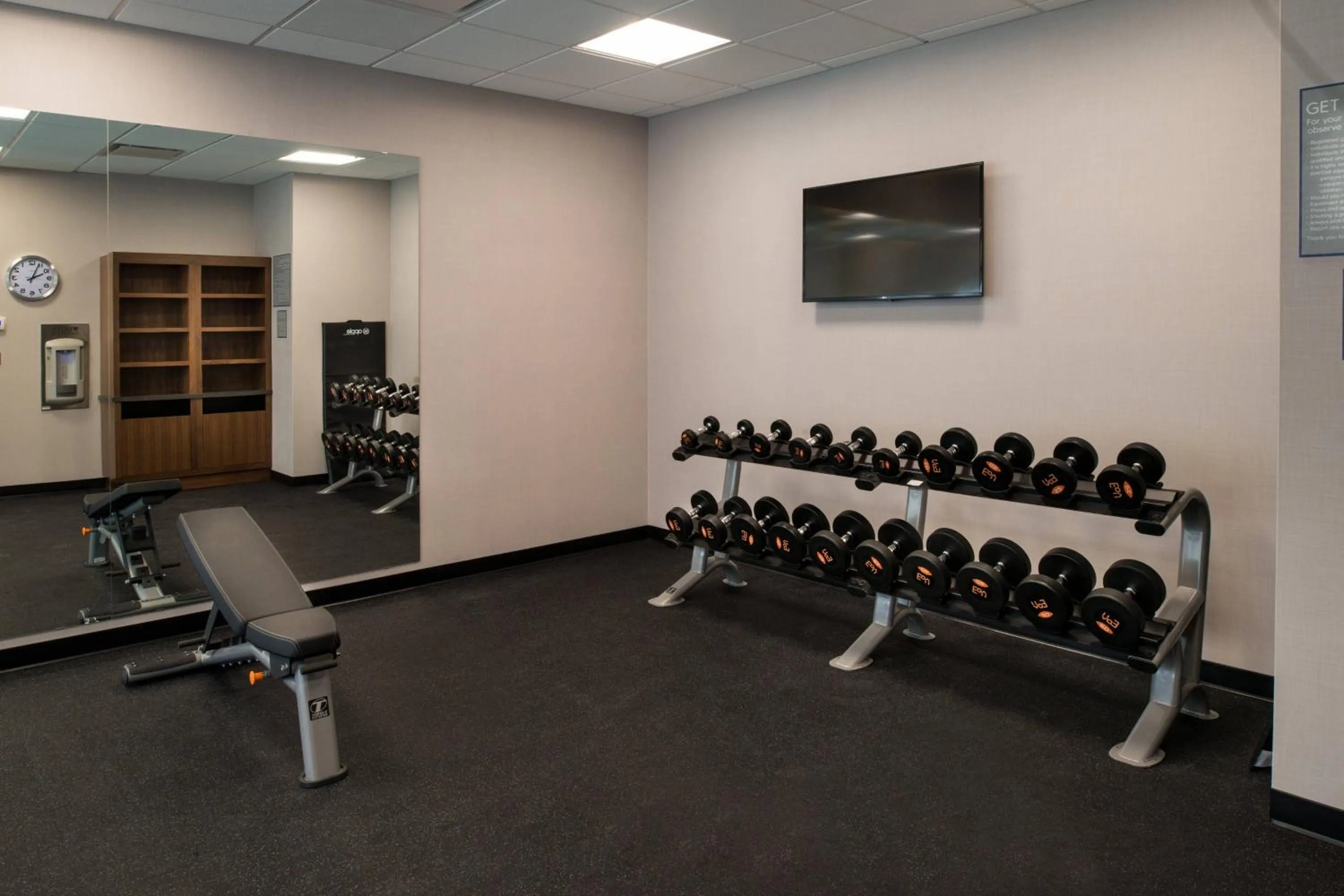 Fitness centre/facilities in TownePlace Suites by Marriott Saskatoon
