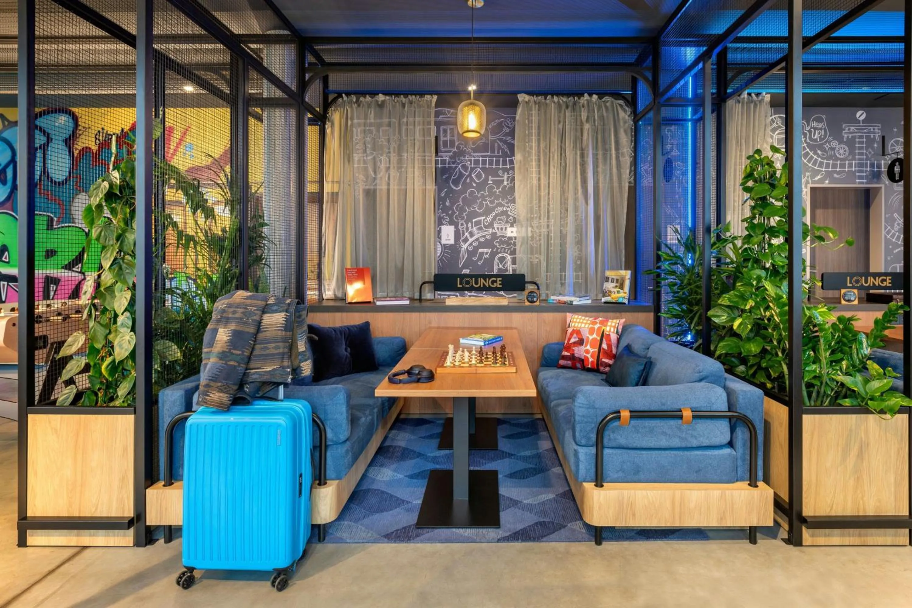 Lobby or reception in Moxy Berlin Ostbahnhof