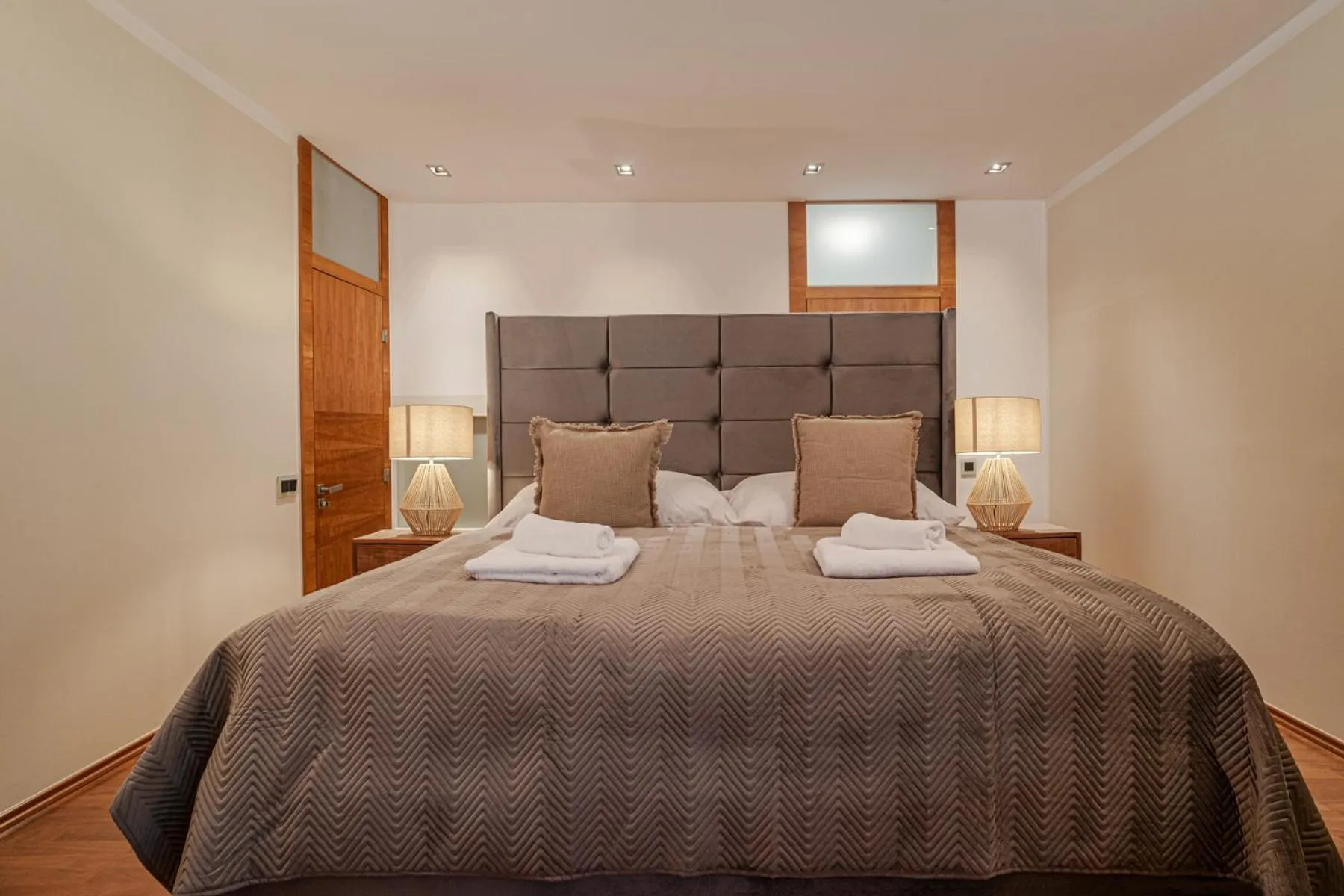 Bed in STING Boutique Apartments