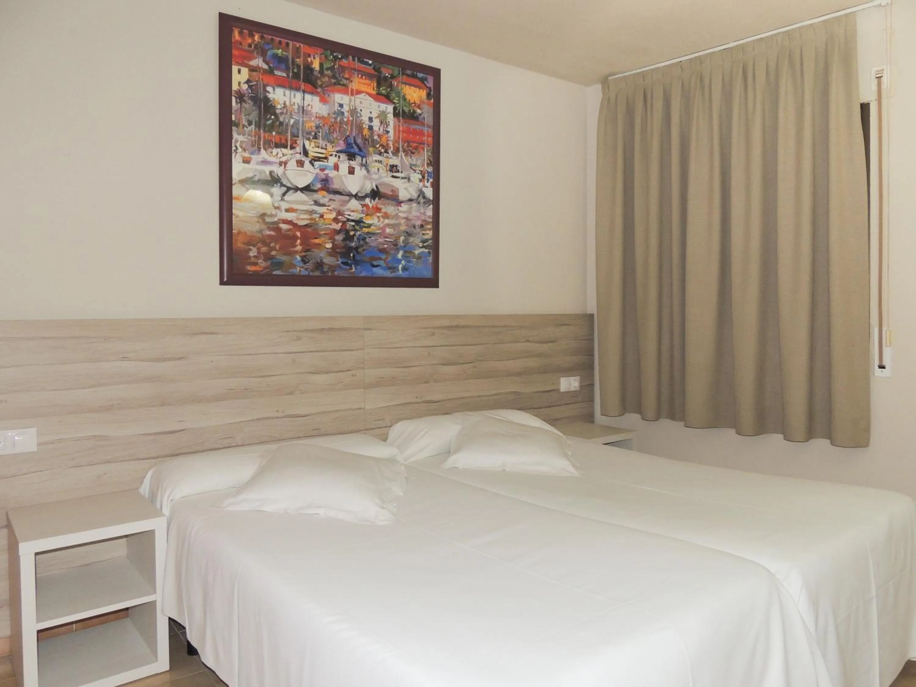 Bed in Apartamentos Turísticos Augustus