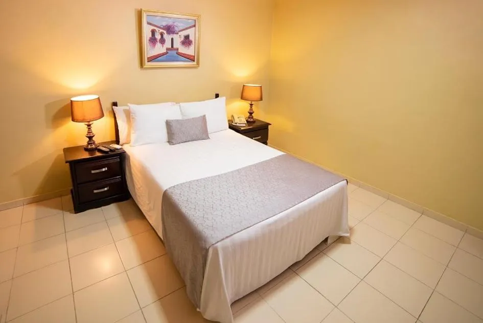 Bed in Hotel Real Bella Vista