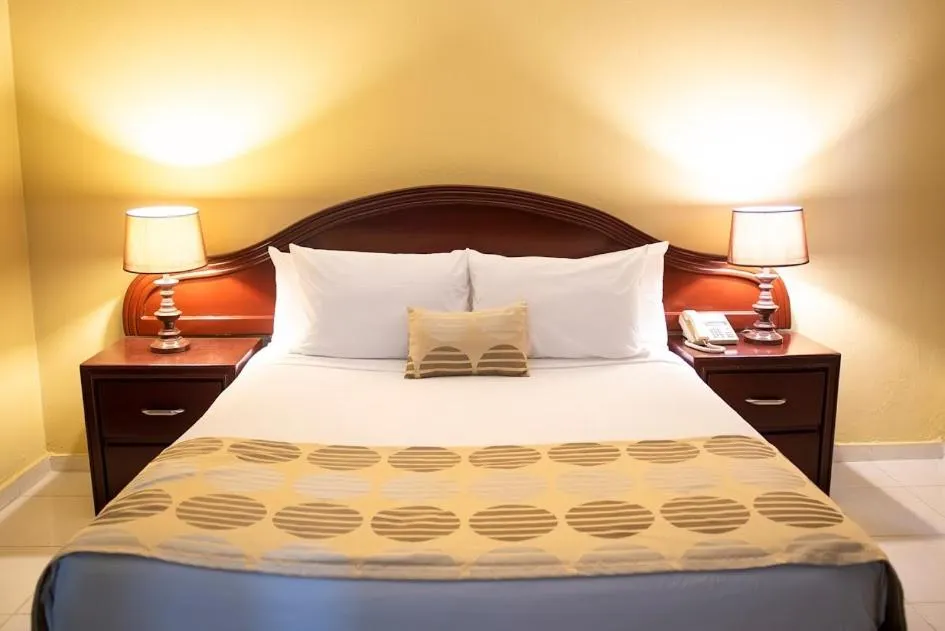 Photo of the whole room, Bed in Hotel Real Bella Vista