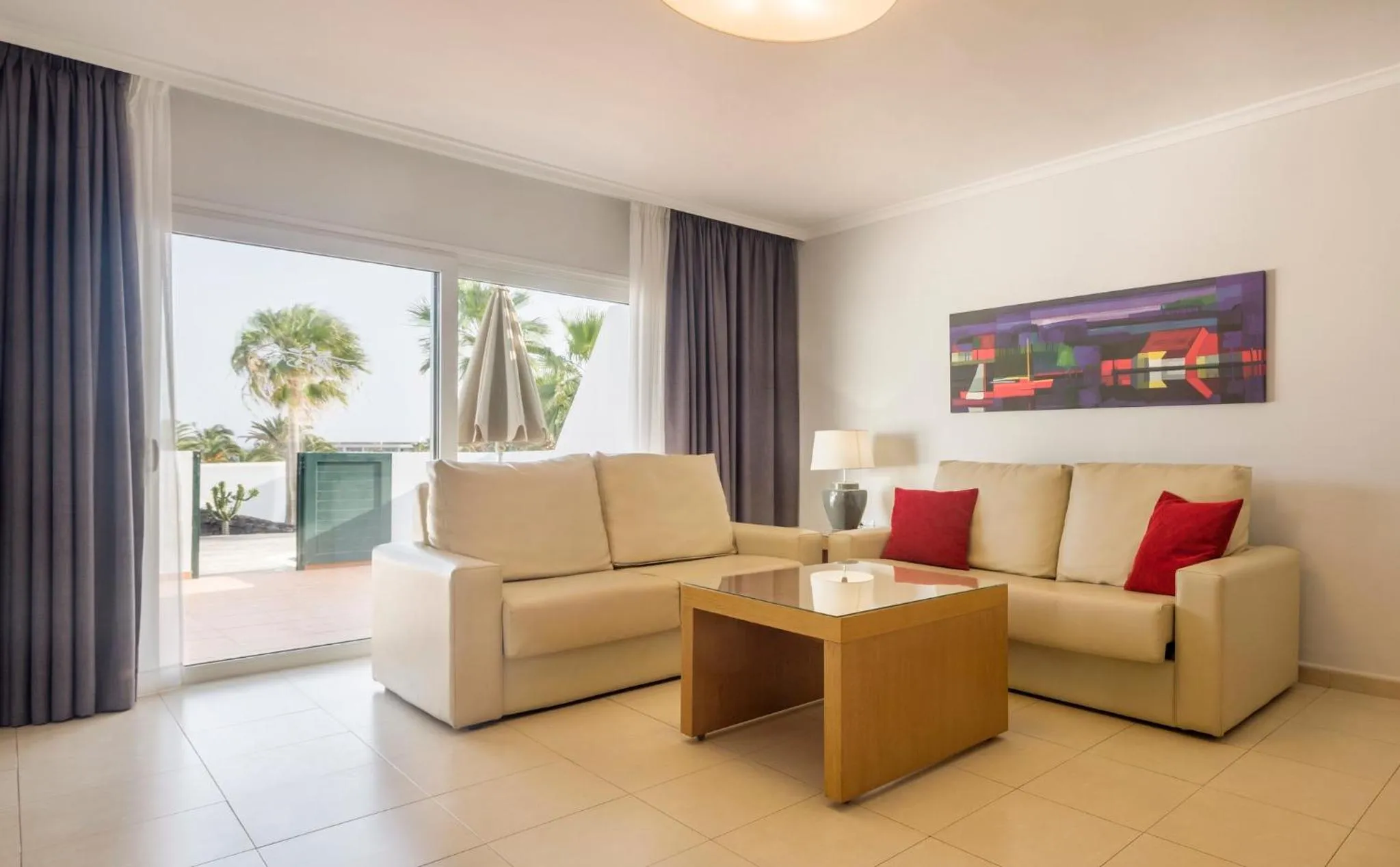 Lounge or bar in ILUNION Costa Sal Lanzarote