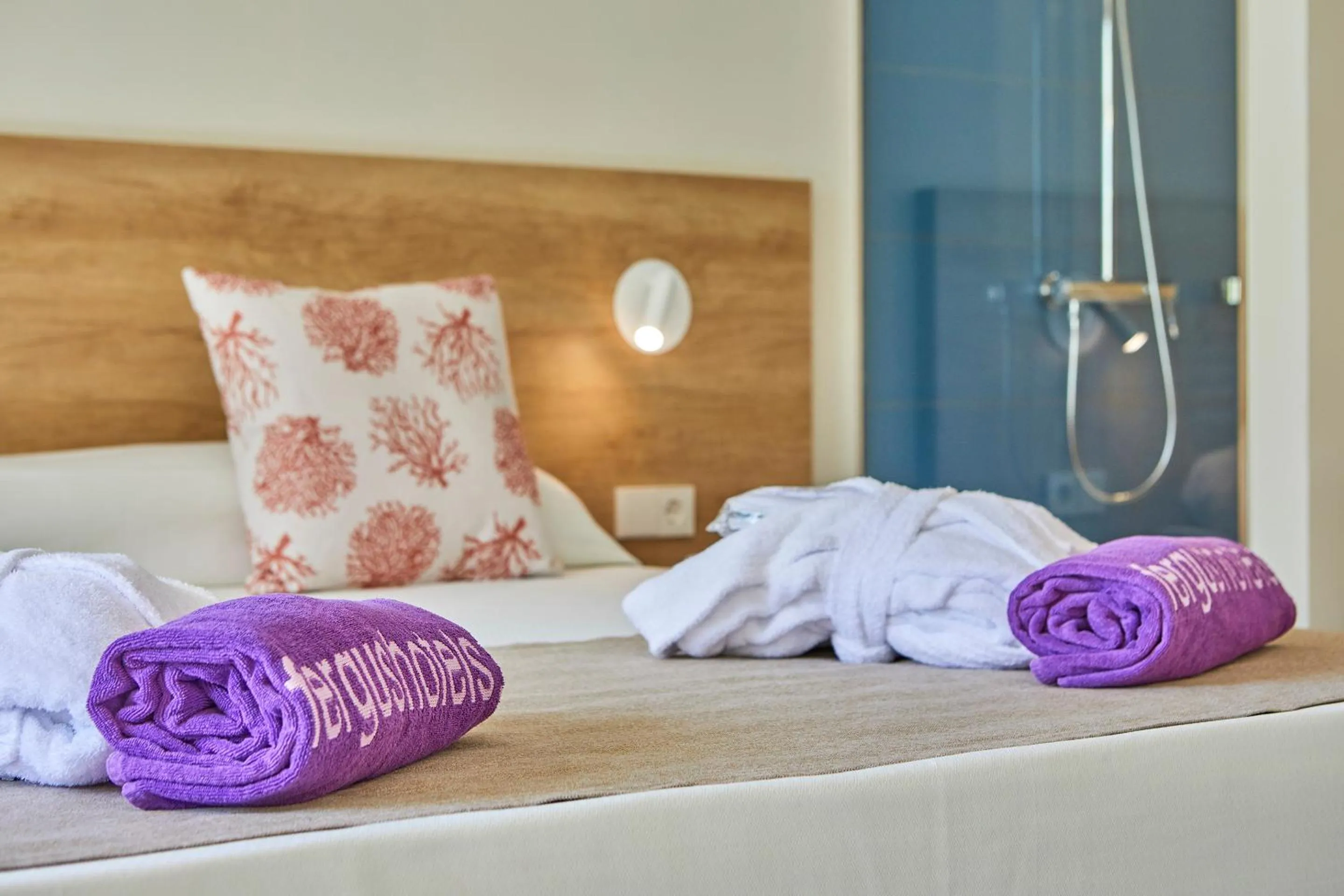 Bedroom, Bed in FERGUS Club Europa