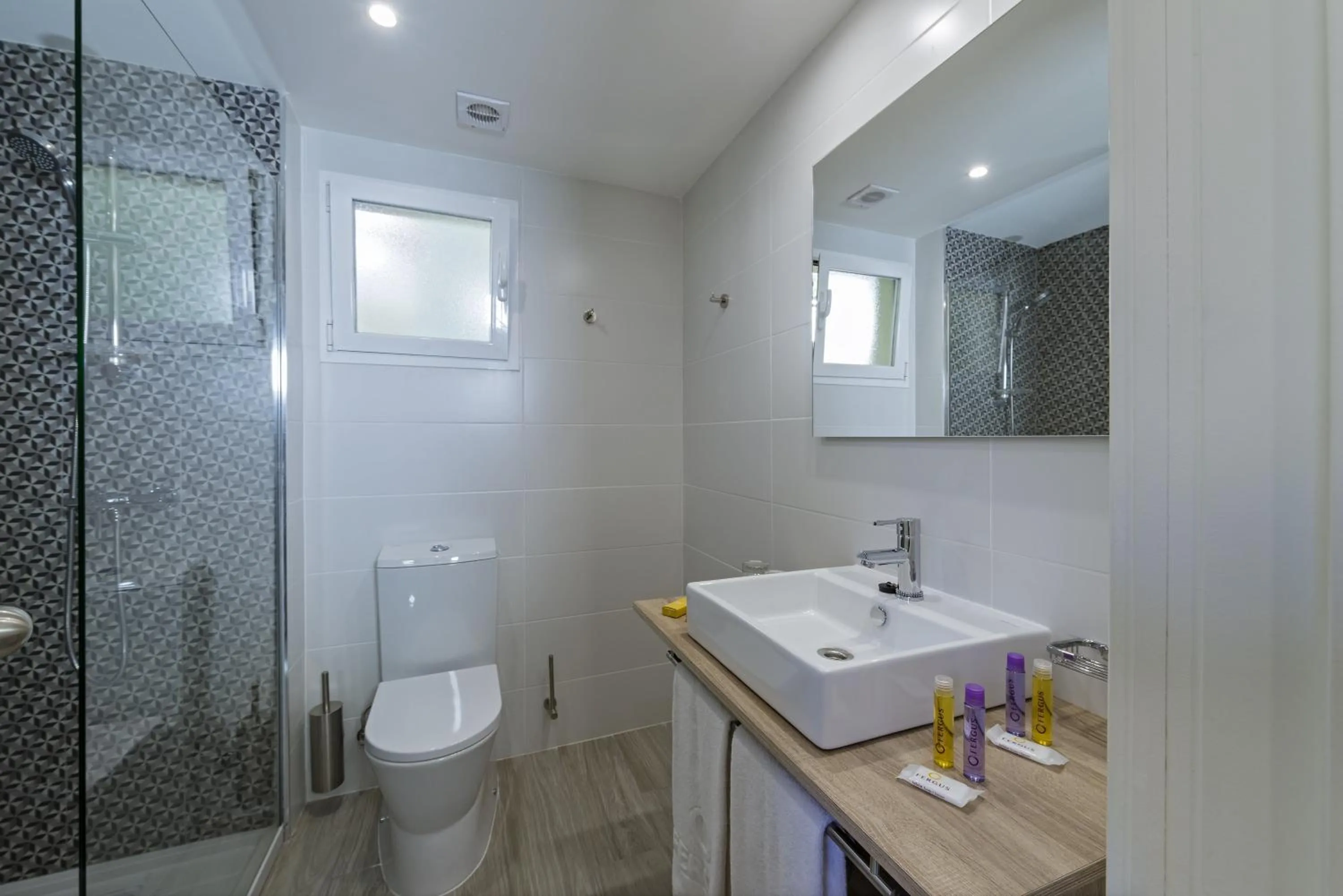 Bathroom in FERGUS Club Europa