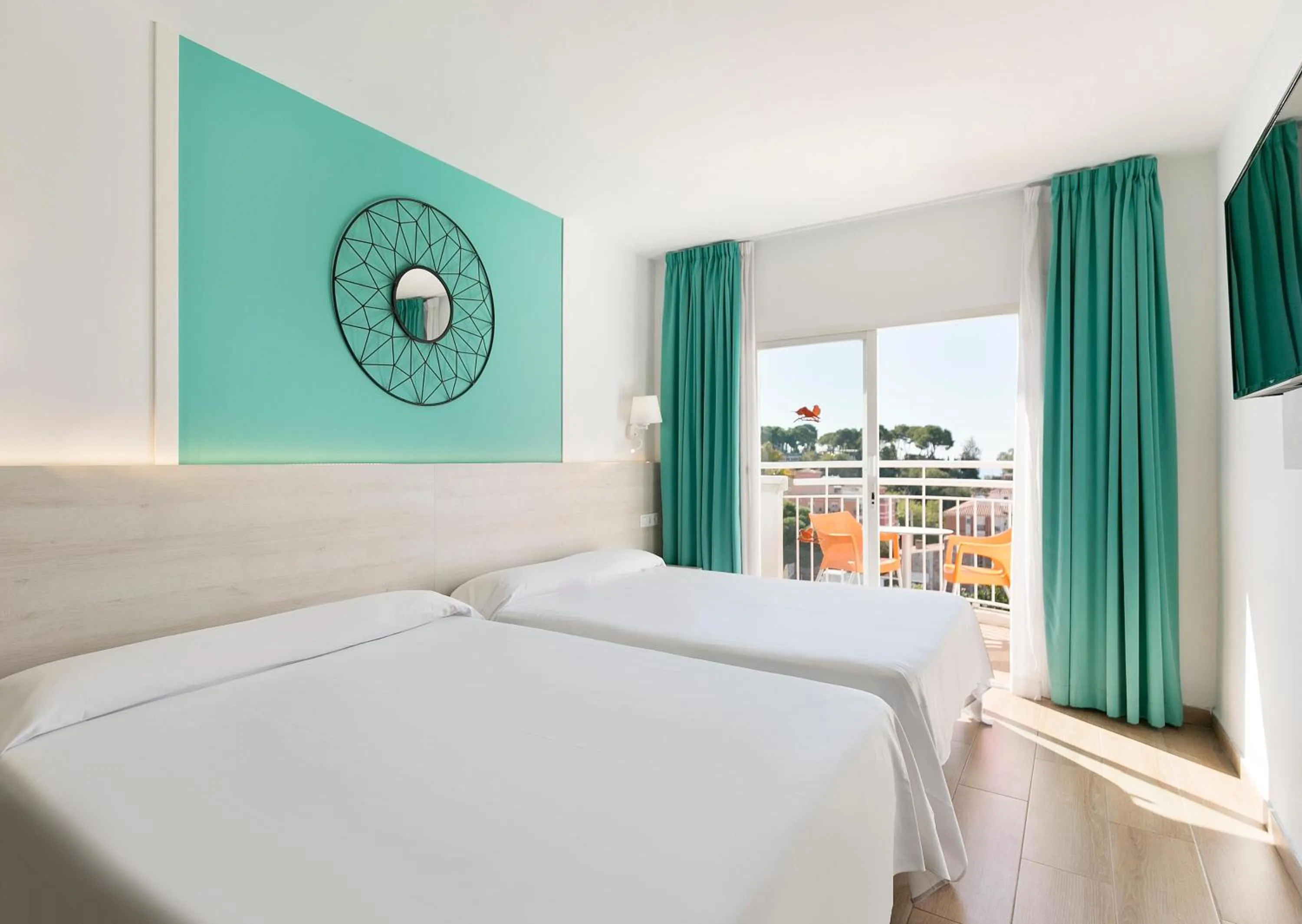 Photo of the whole room, Bed in Hotel Best Lloret Splash